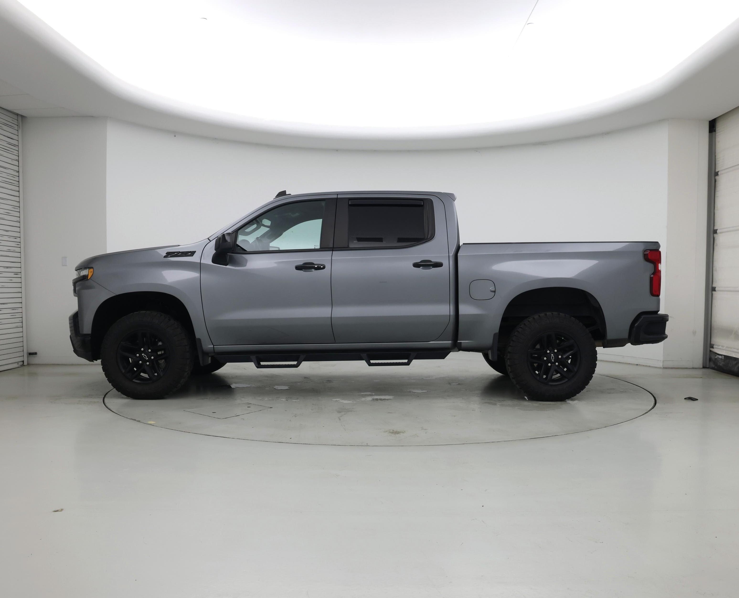 Thumbnail: 2021 Chevrolet Silverado 1500 - 3