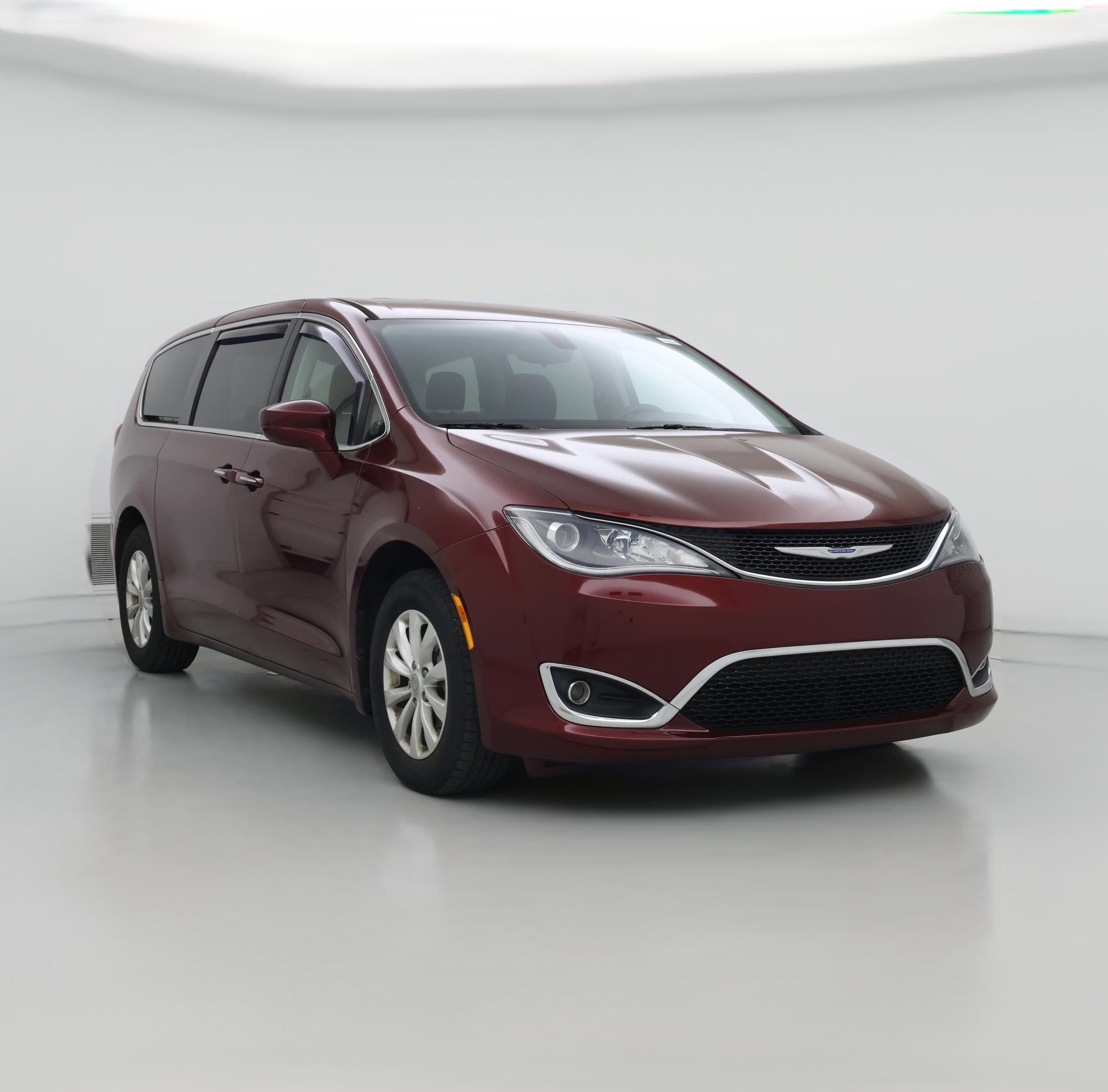Thumbnail: 2018 Chrysler Pacifica - 1