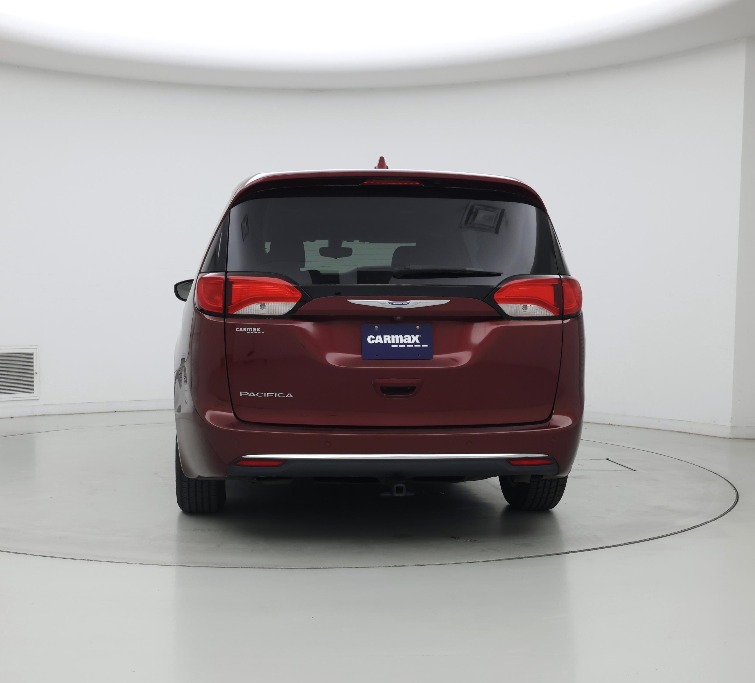 Thumbnail: 2018 Chrysler Pacifica - 6