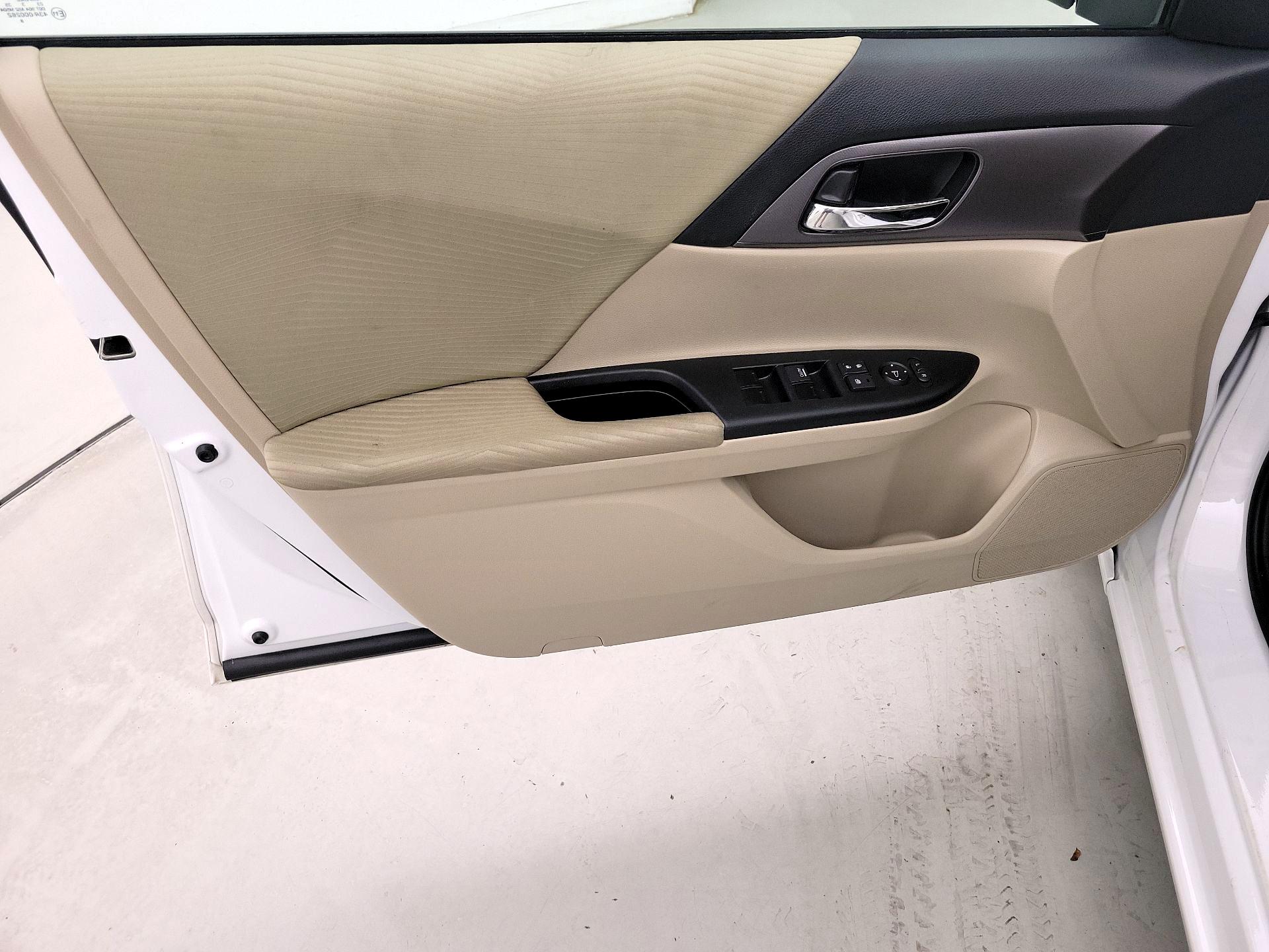 Thumbnail: 2014 Honda Accord - 12