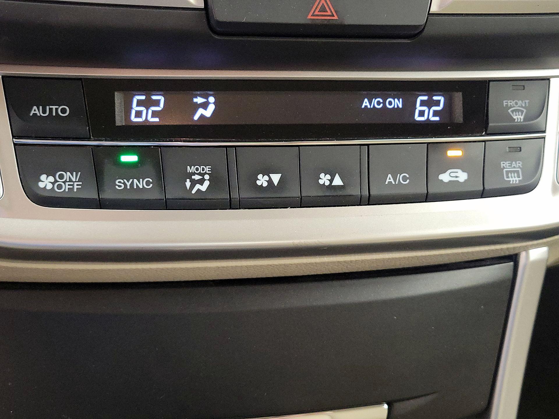 Thumbnail: 2014 Honda Accord - 16