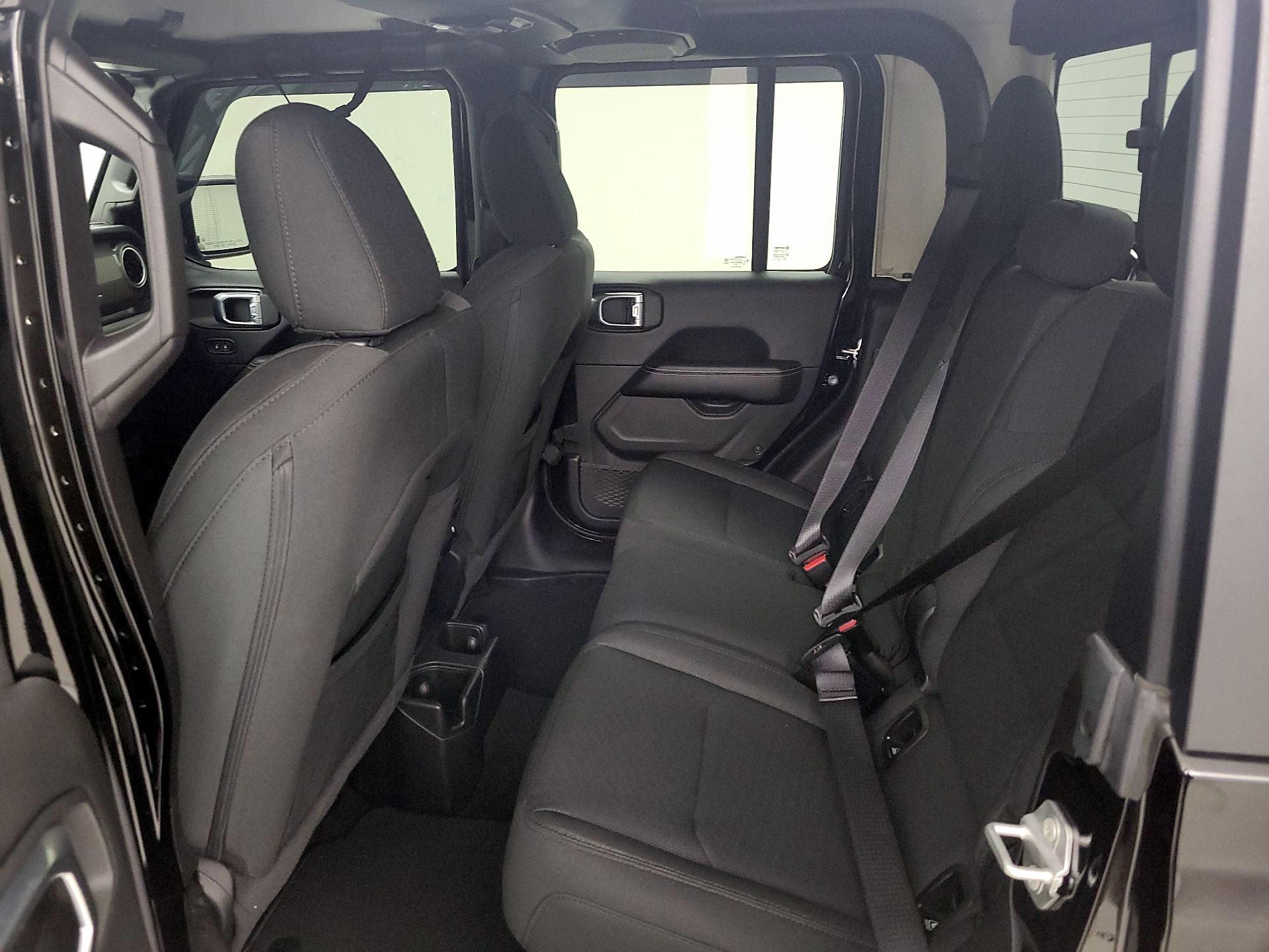 Thumbnail: 2023 Jeep Gladiator - 20