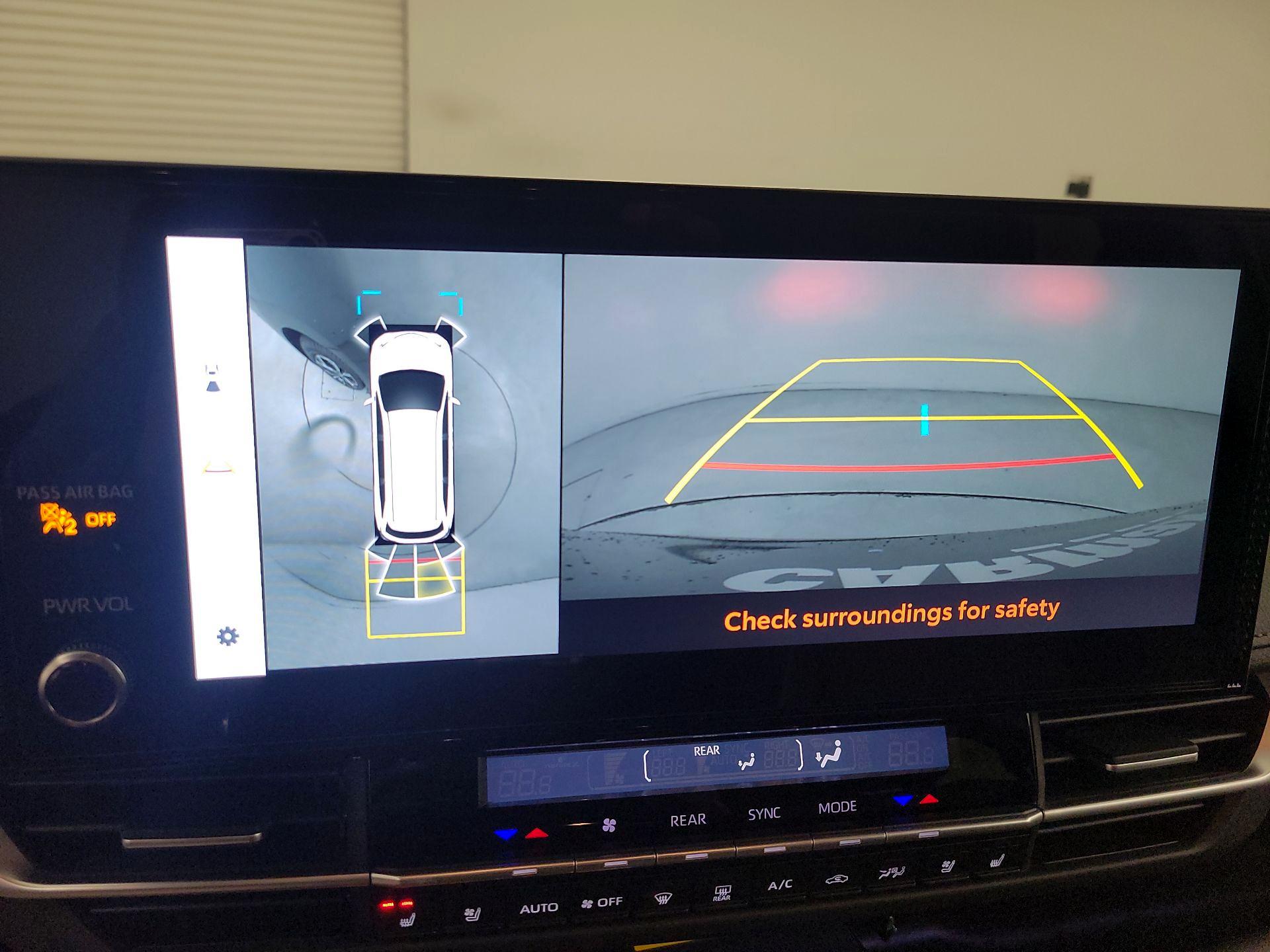 Thumbnail: 2025 Toyota Sienna - 14