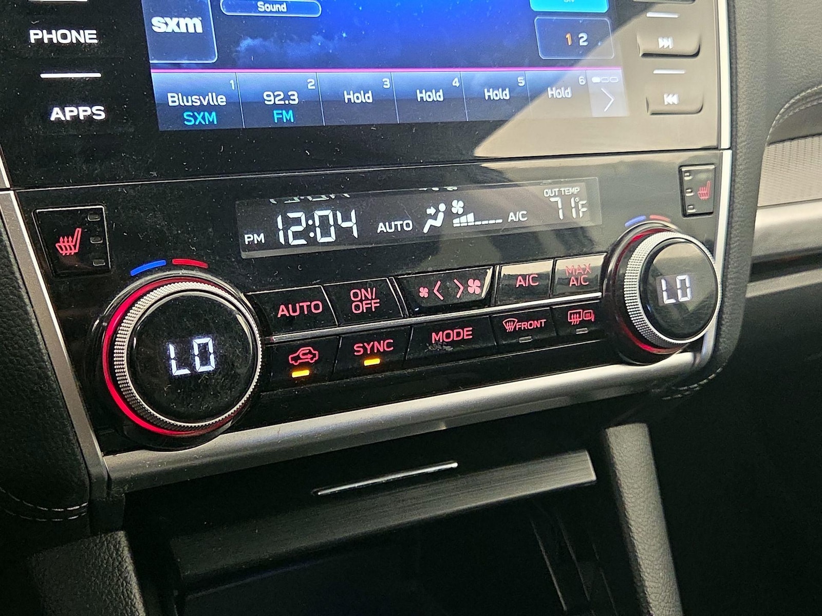 2019 Subaru Outback Premium - Photo 17