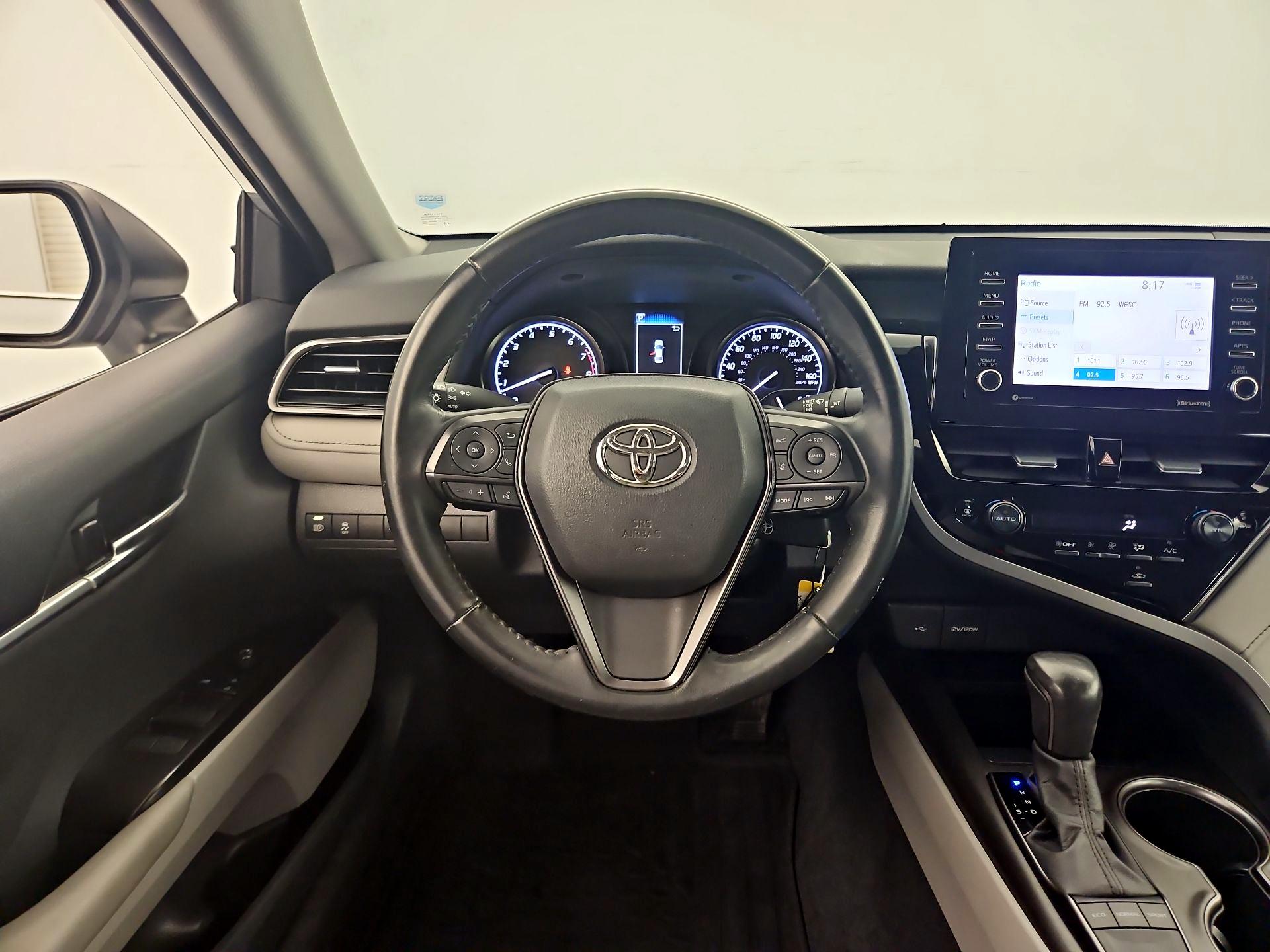 Thumbnail: 2022 Toyota Camry - 10