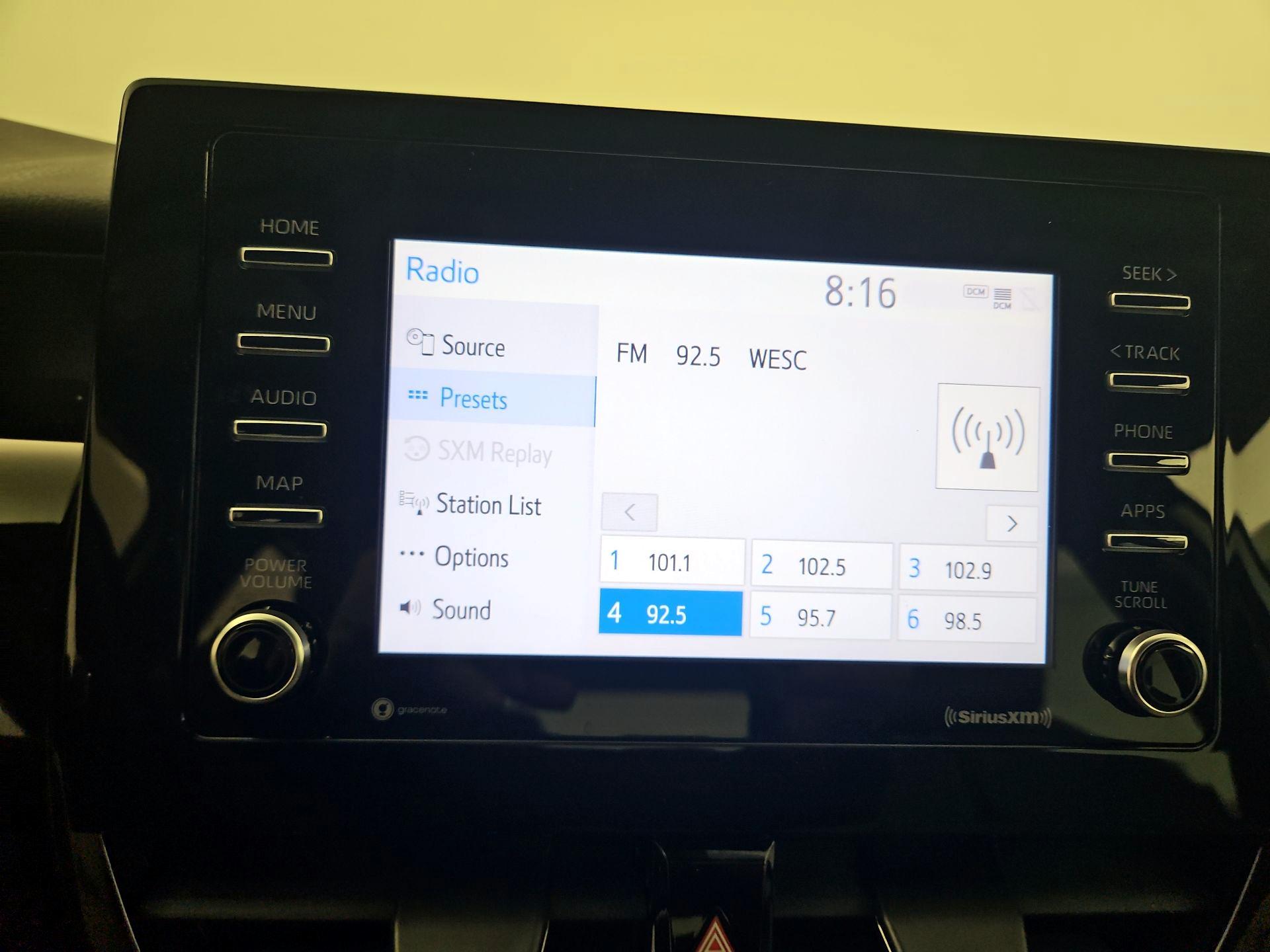 Thumbnail: 2022 Toyota Camry - 15