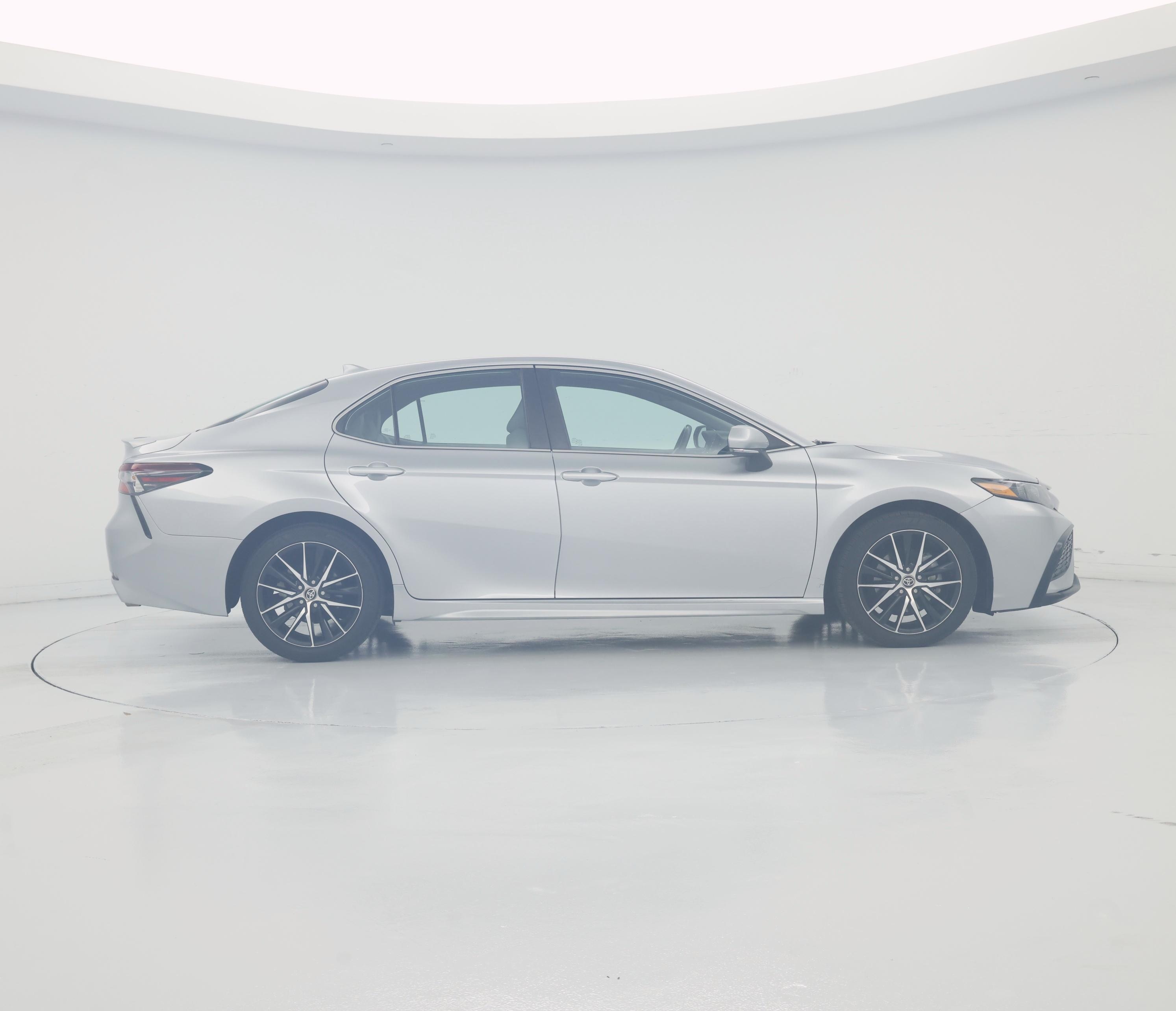 Thumbnail: 2022 Toyota Camry - 7