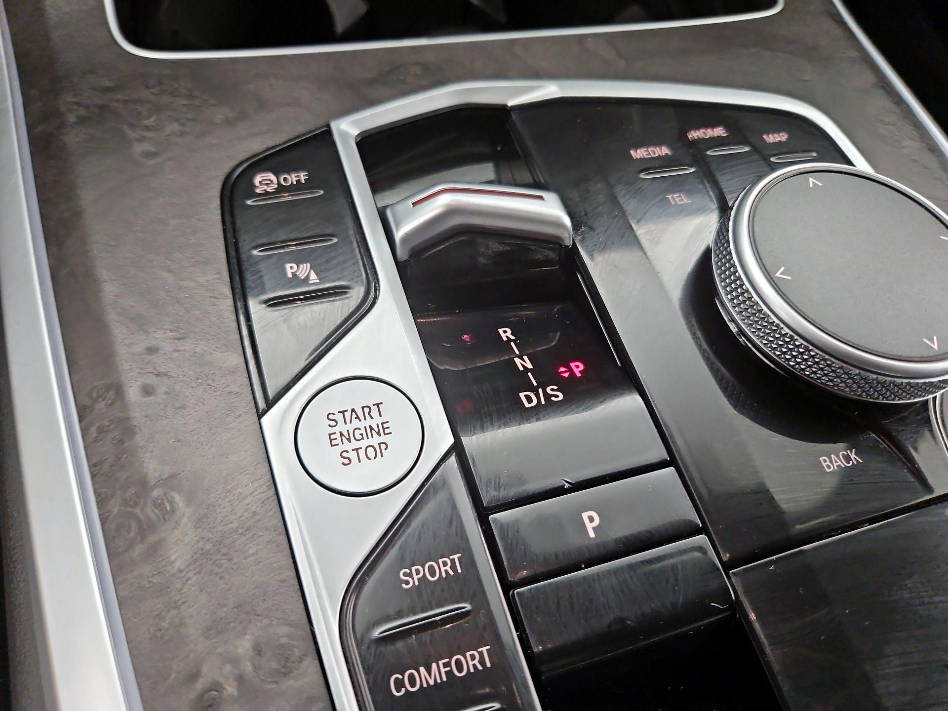 Thumbnail: 2025 BMW X5 - 18