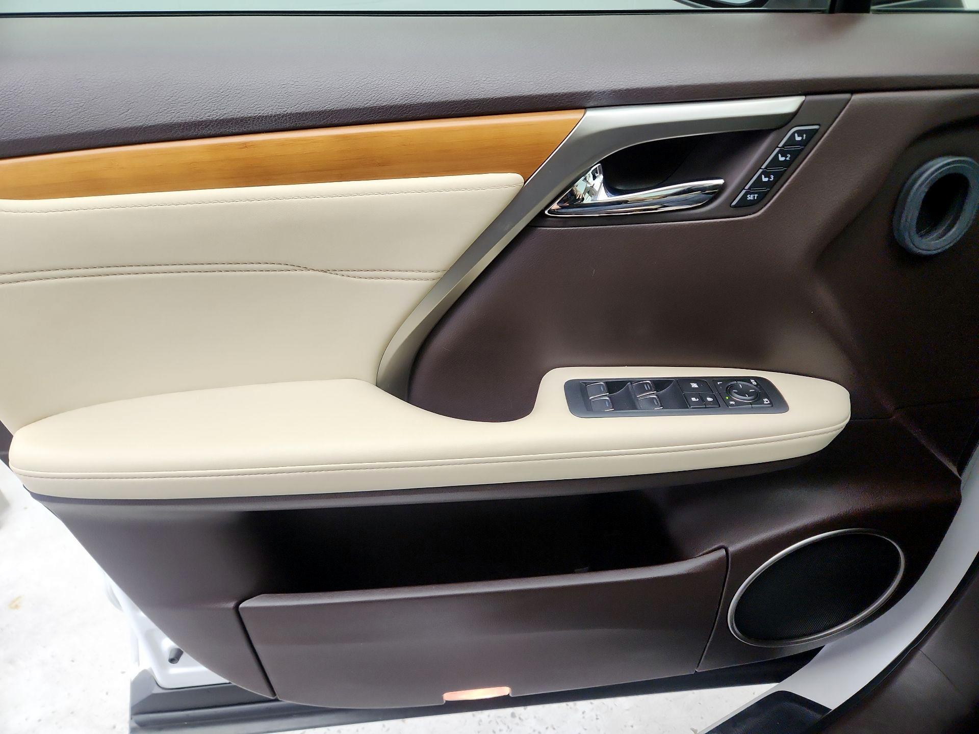 Thumbnail: 2019 Lexus RX - 12