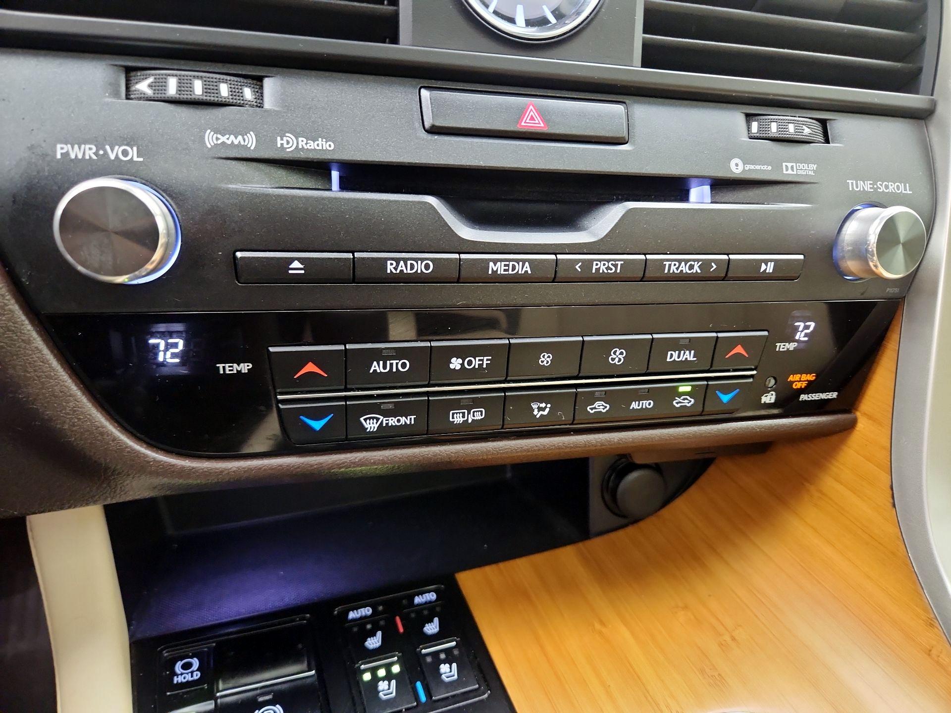 Thumbnail: 2019 Lexus RX - 16