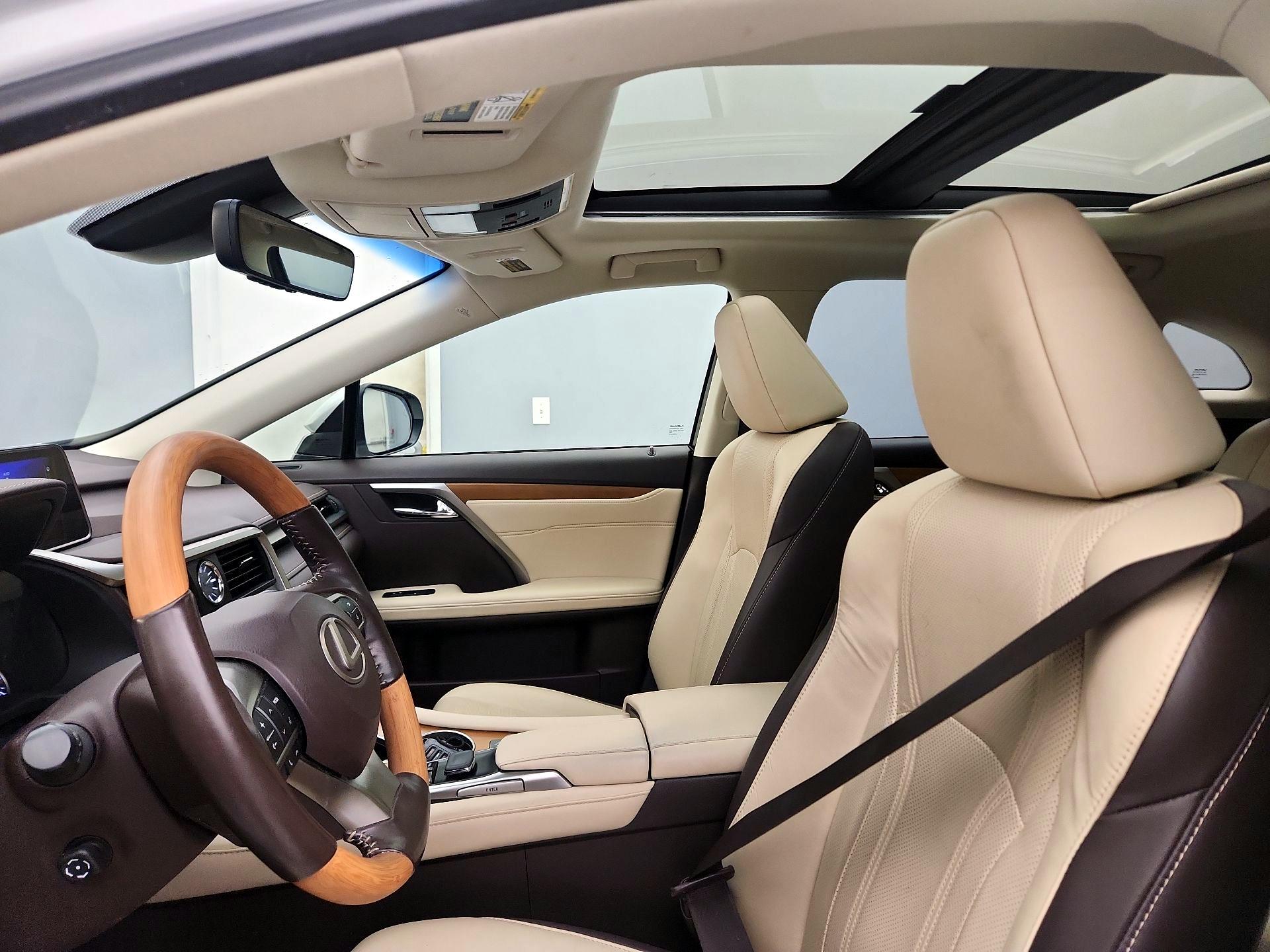 Thumbnail: 2019 Lexus RX - 18