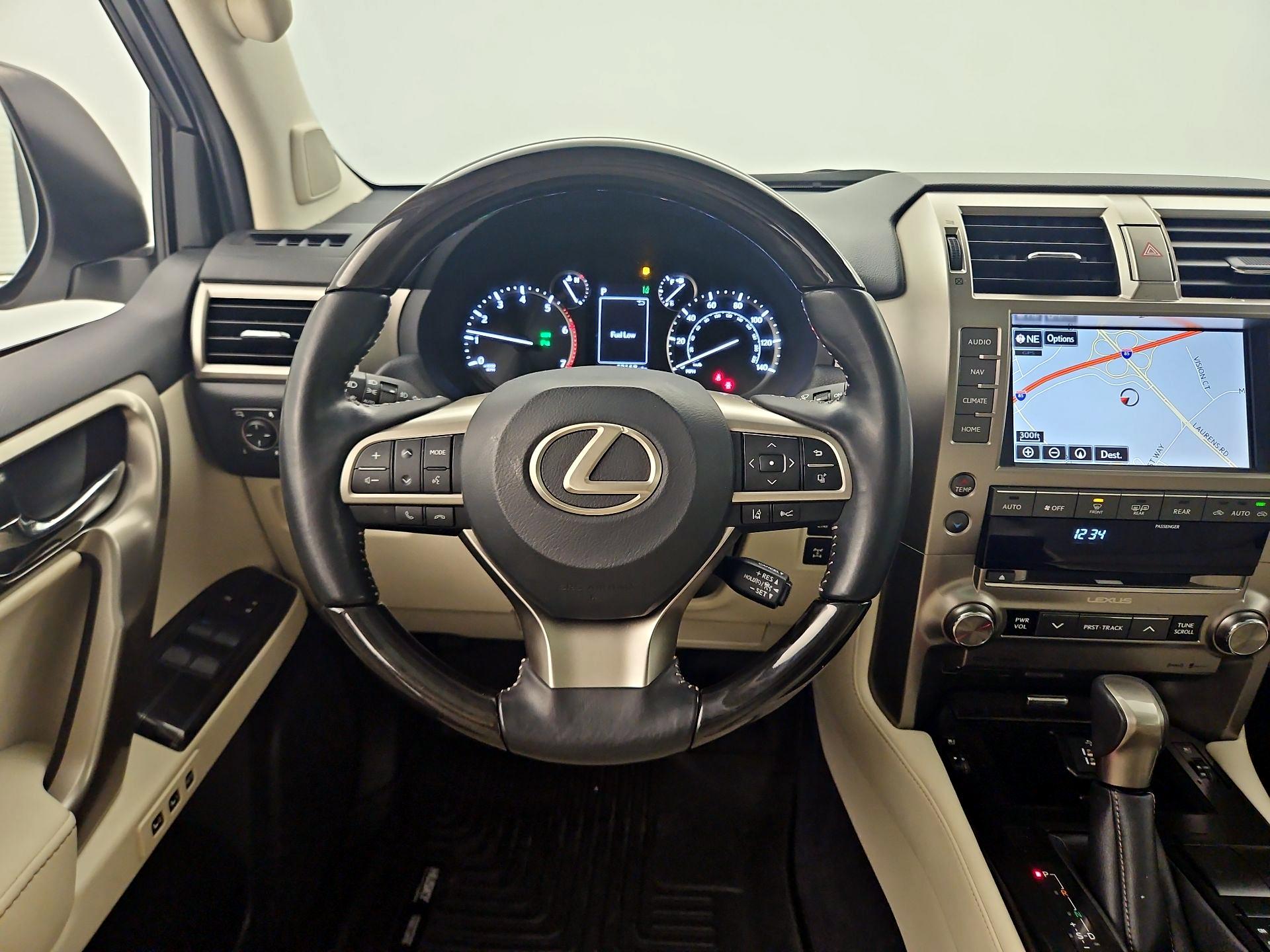 Thumbnail: 2021 Lexus GX - 10