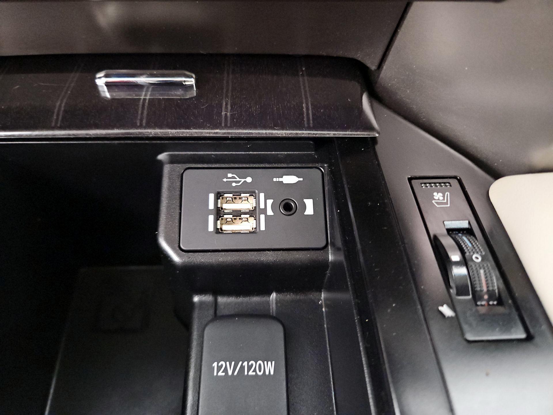 Thumbnail: 2021 Lexus GX - 19