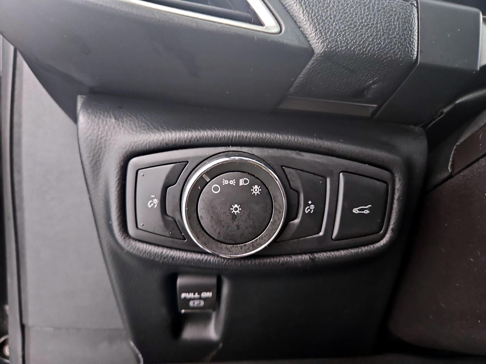 Thumbnail: 2017 Lincoln MKX - 13