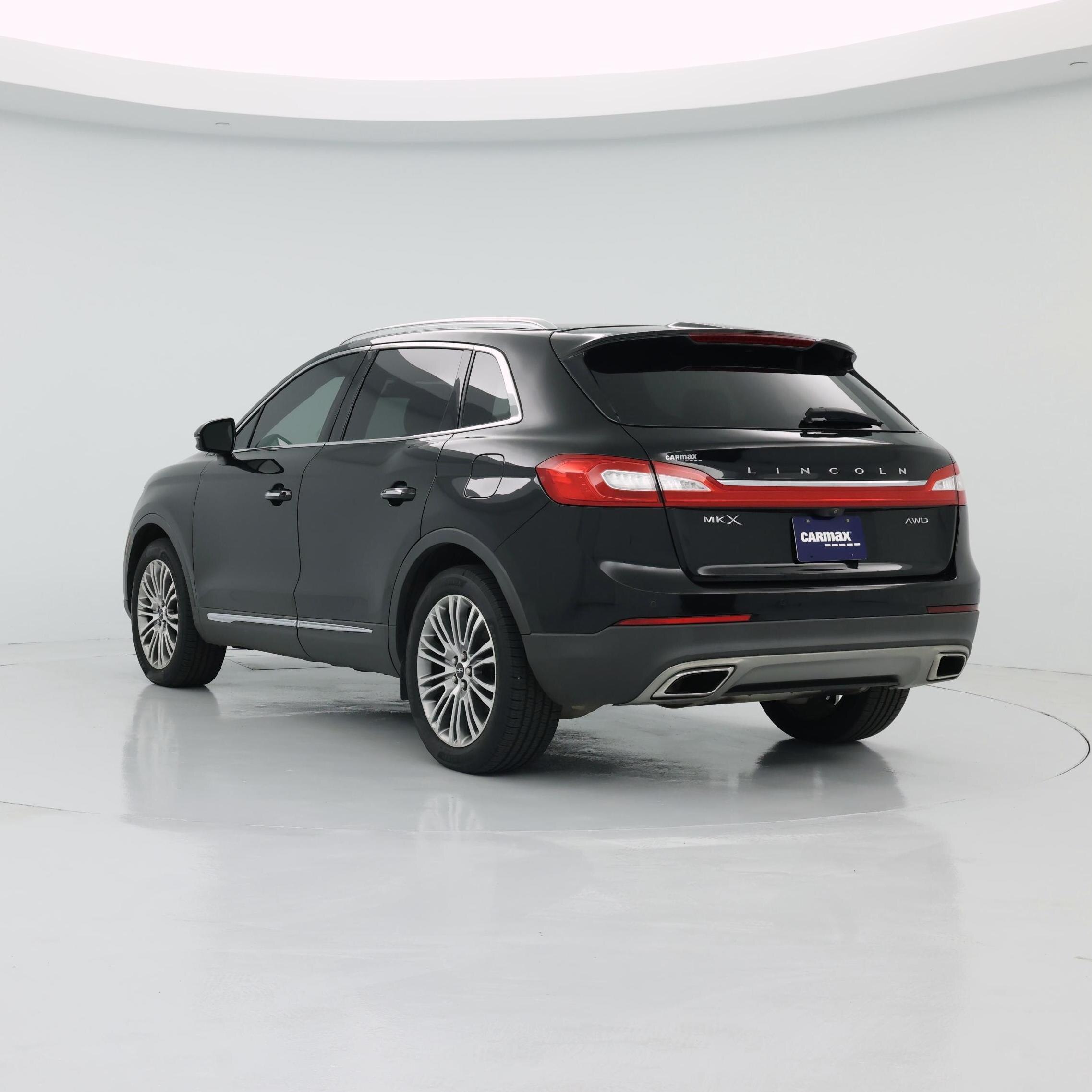 Thumbnail: 2017 Lincoln MKX - 2