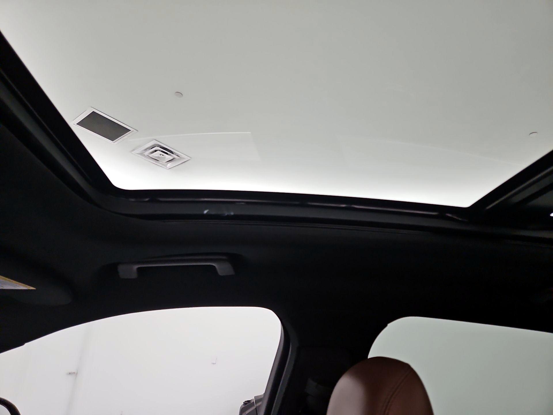 Thumbnail: 2017 Lincoln MKX - 20