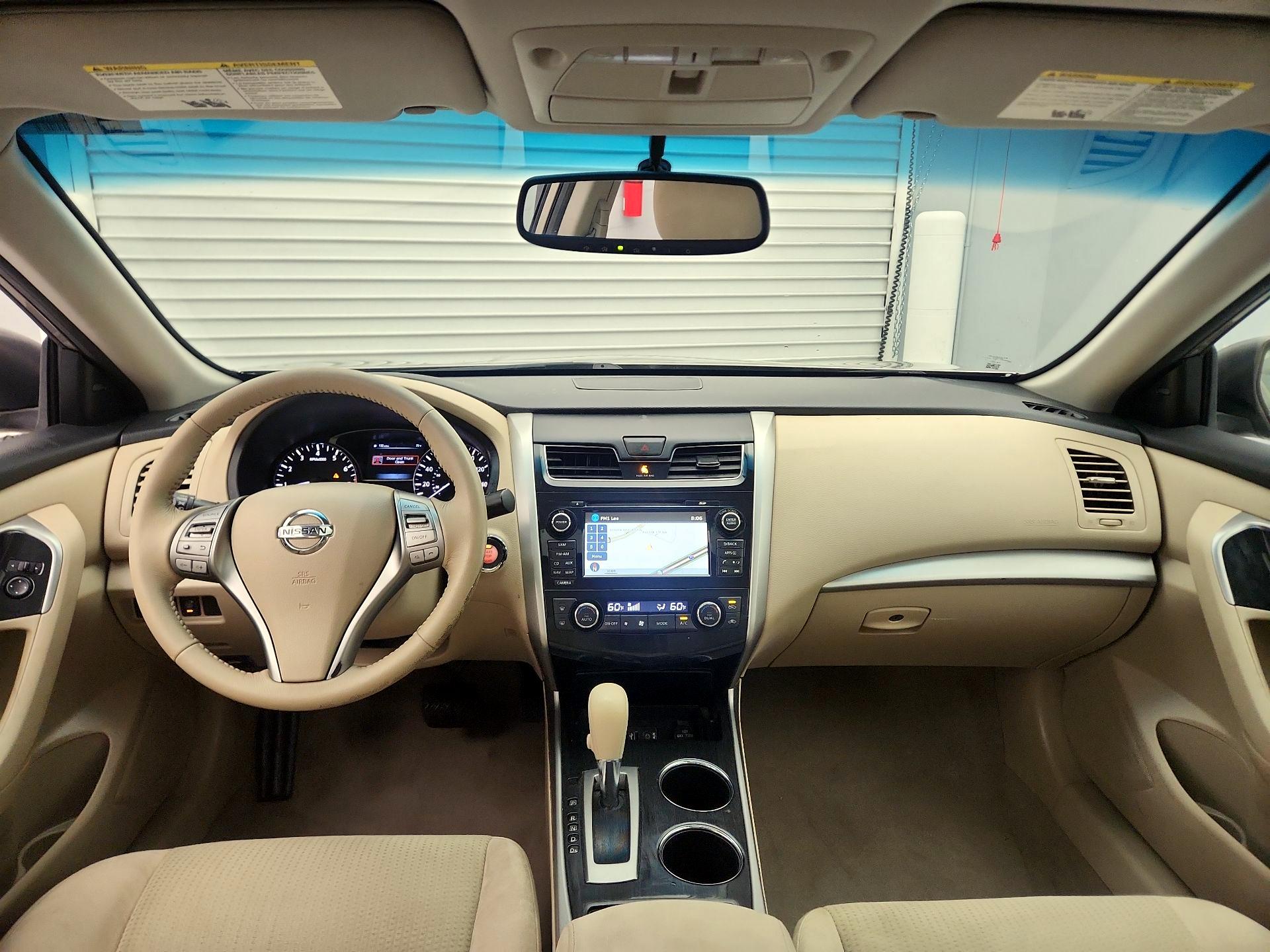 Thumbnail: 2014 Nissan Altima - 9
