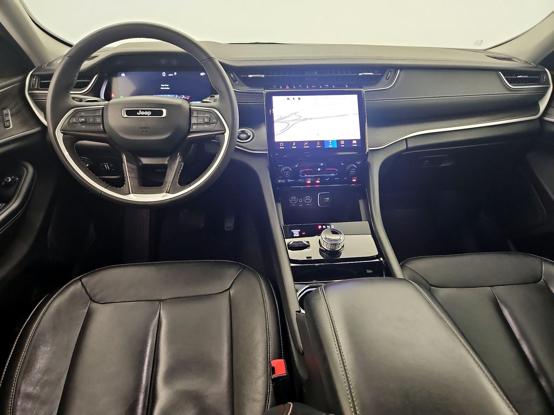 Thumbnail: 2023 Jeep Grand Cherokee - 9