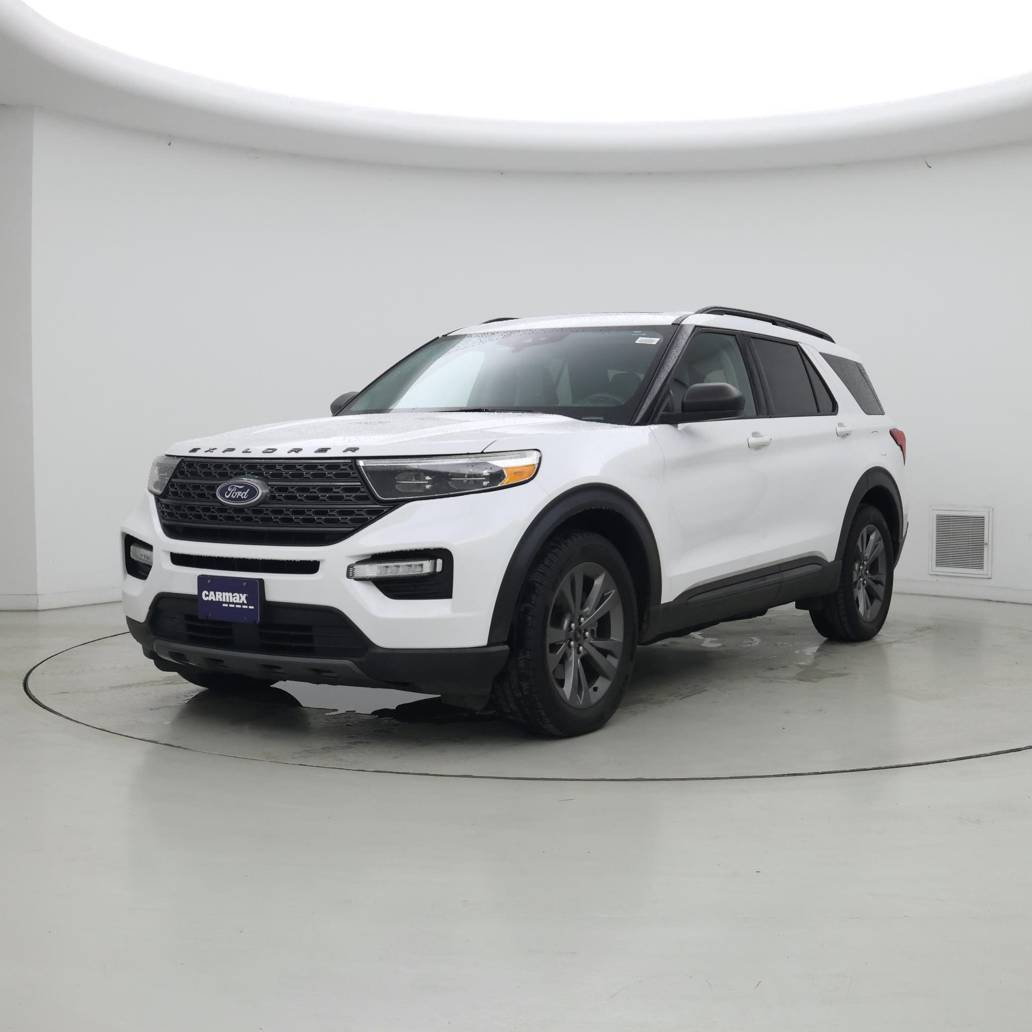 Thumbnail: 2021 Ford Explorer - 4