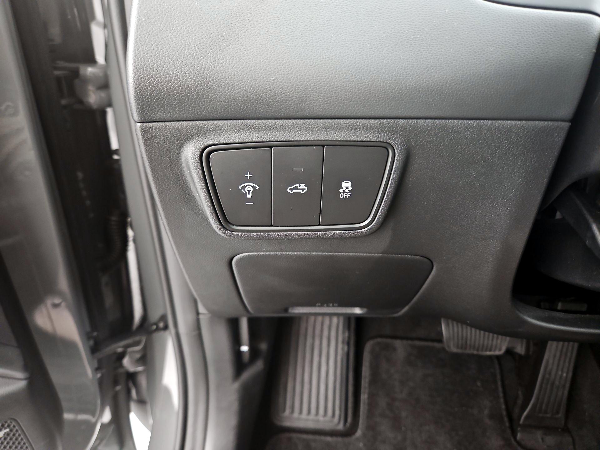 Thumbnail: 2023 Hyundai Santa Cruz - 13