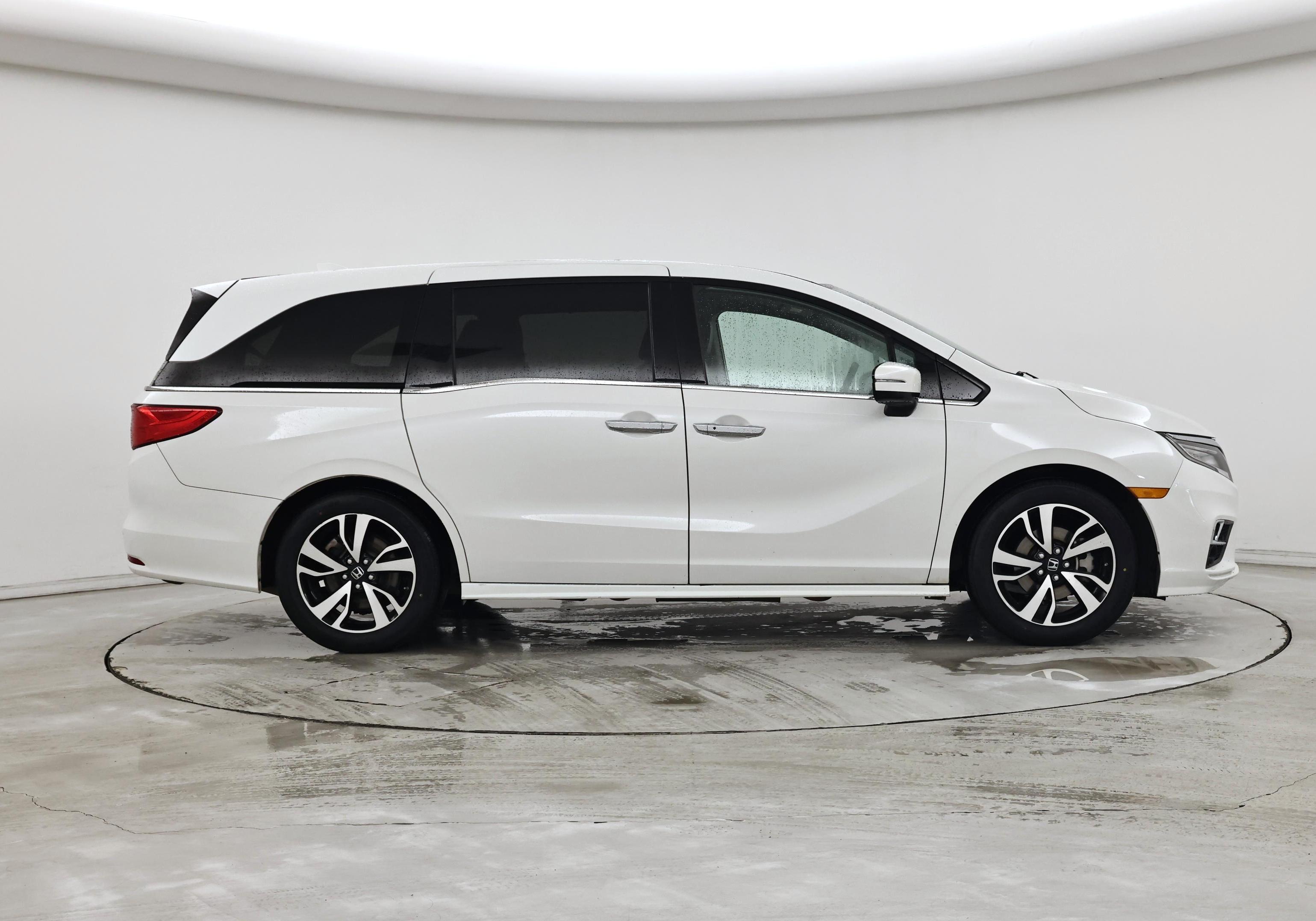 Thumbnail: 2020 Honda Odyssey - 7