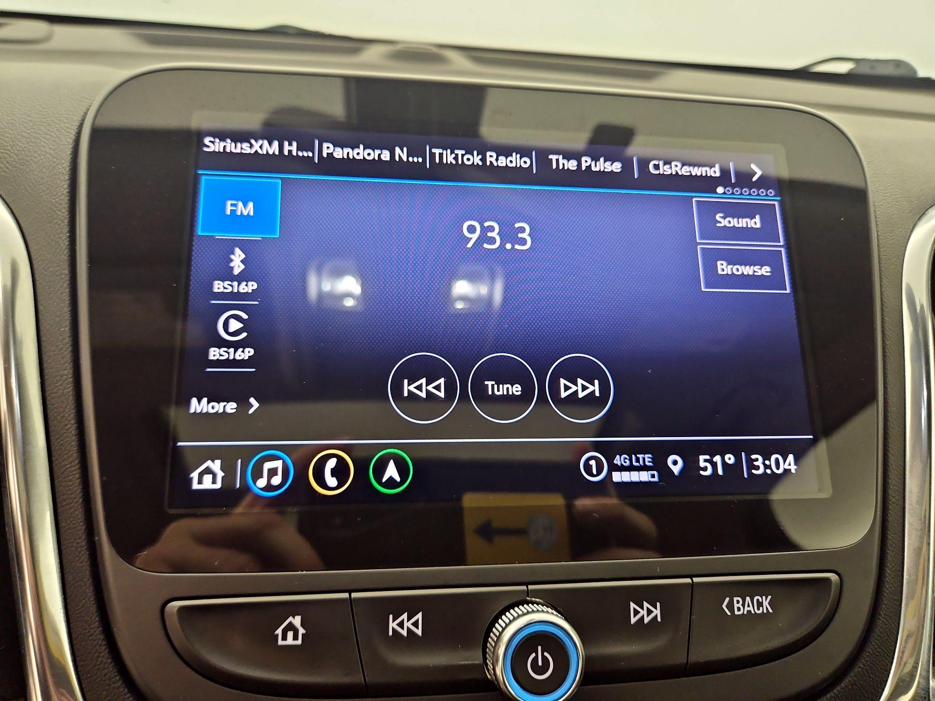 Thumbnail: 2022 Chevrolet Equinox - 16