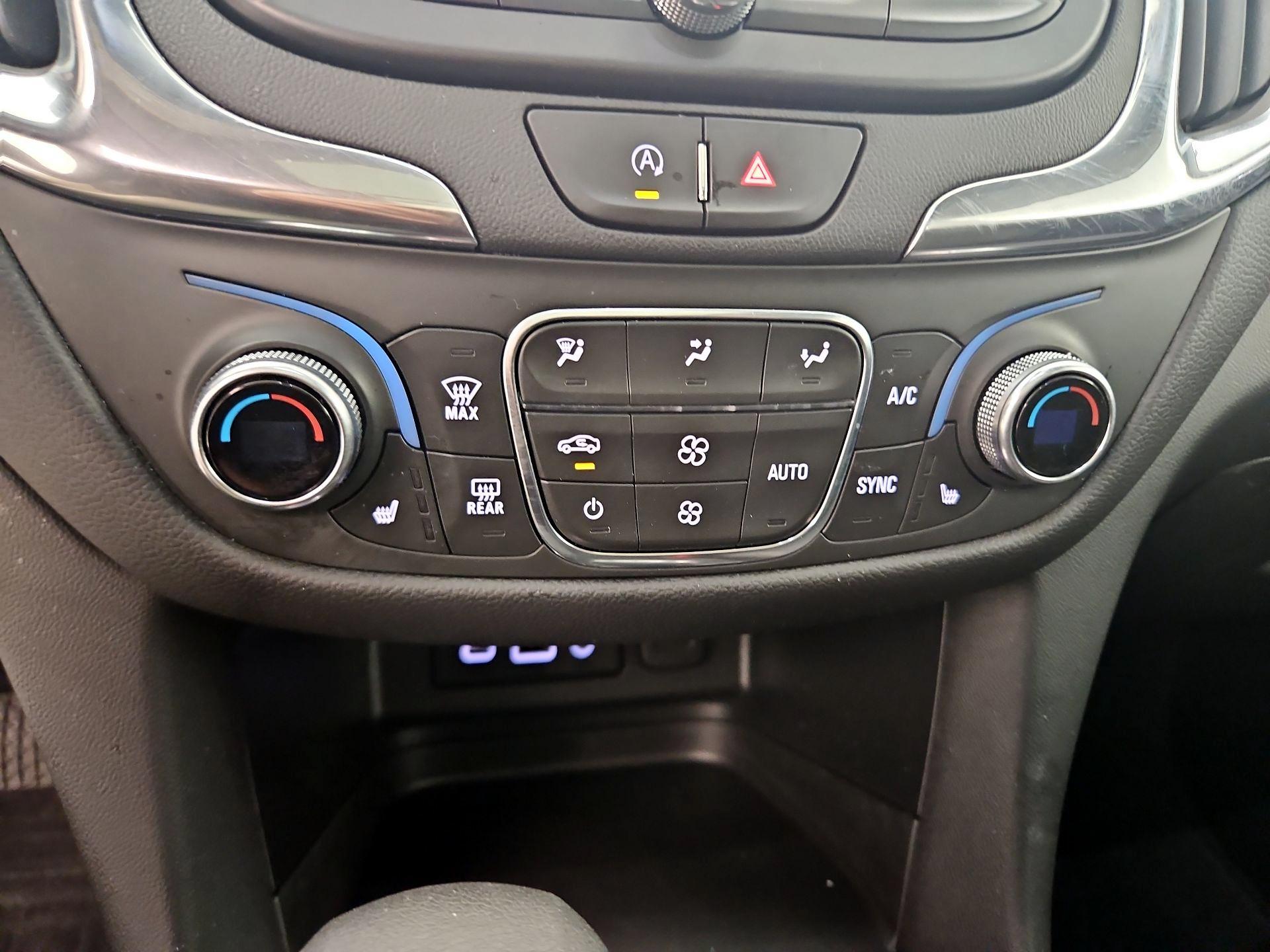 Thumbnail: 2022 Chevrolet Equinox - 17