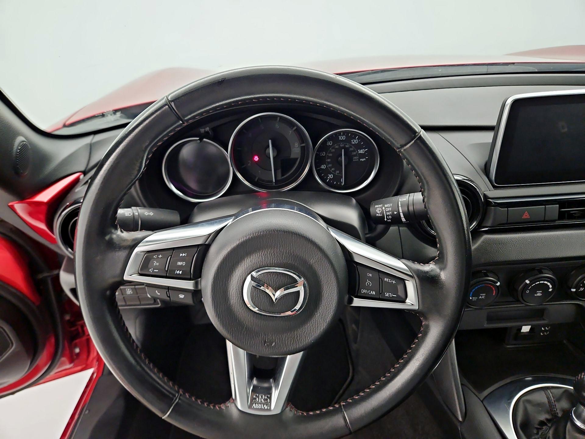 Thumbnail: 2016 Mazda MX-5 Miata - 10