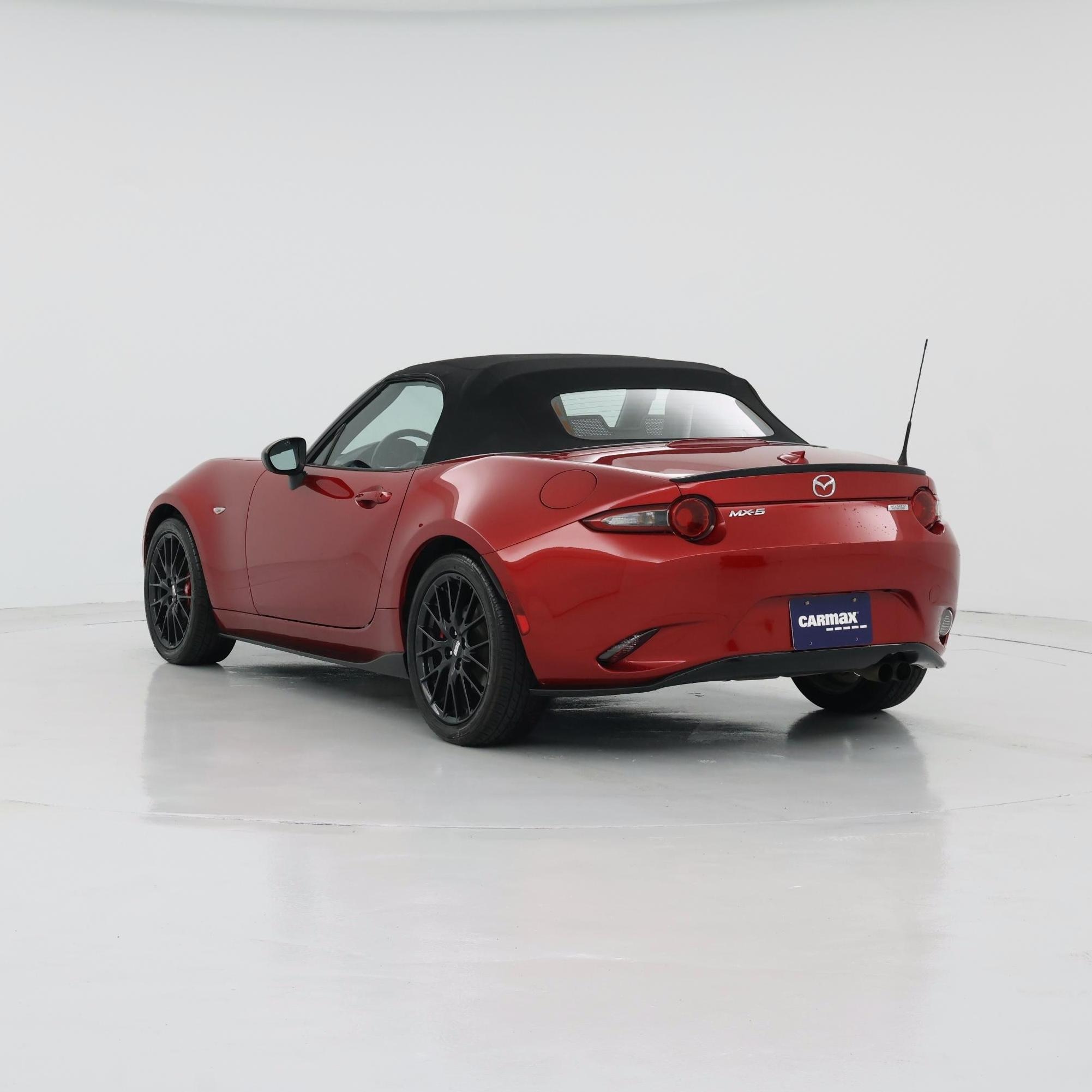 Thumbnail: 2016 Mazda MX-5 Miata - 2