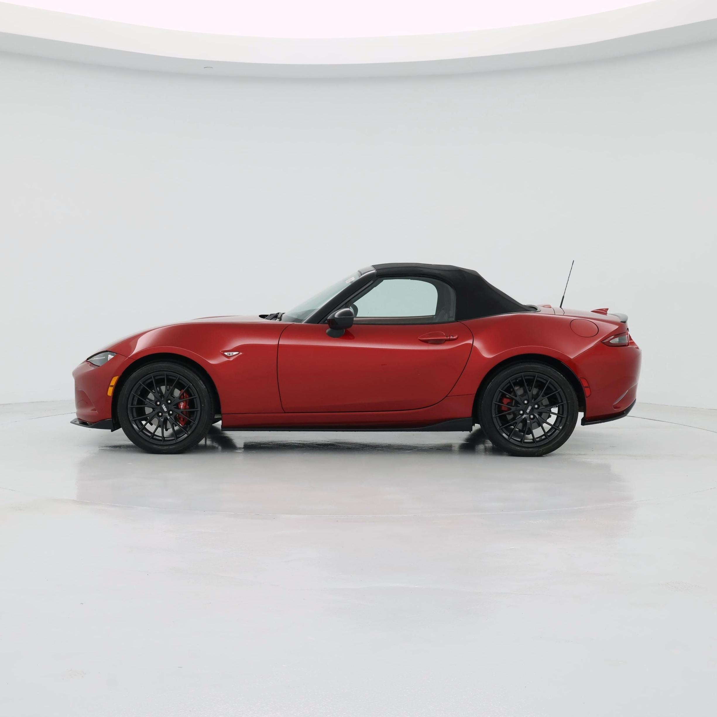 Thumbnail: 2016 Mazda MX-5 Miata - 3