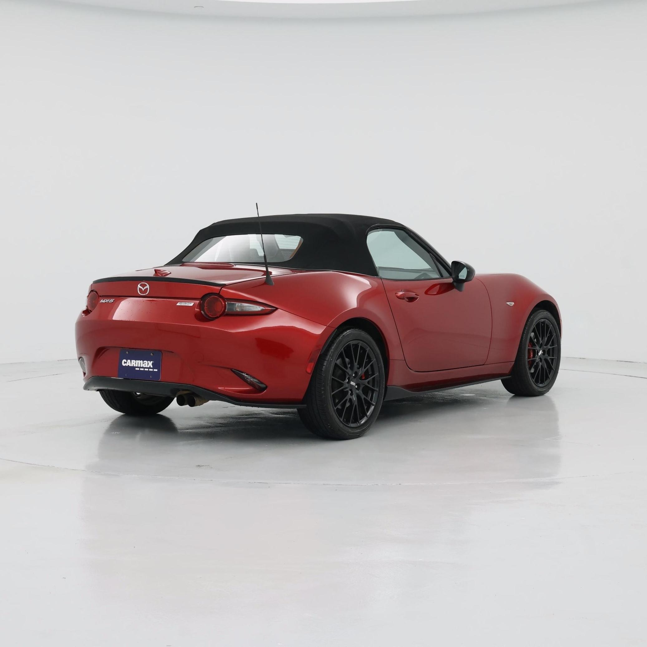 Thumbnail: 2016 Mazda MX-5 Miata - 8