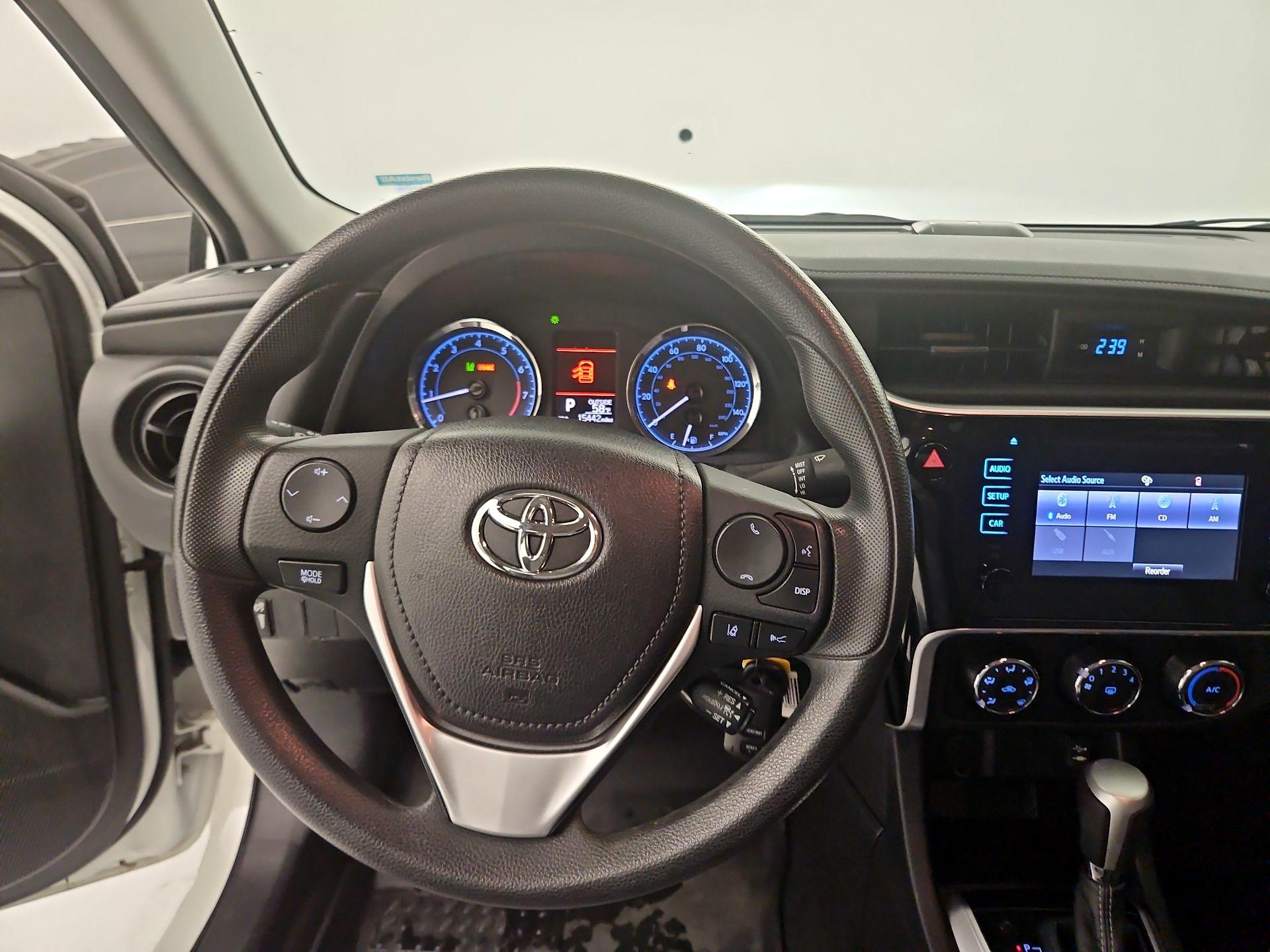 Thumbnail: 2019 Toyota Corolla - 10