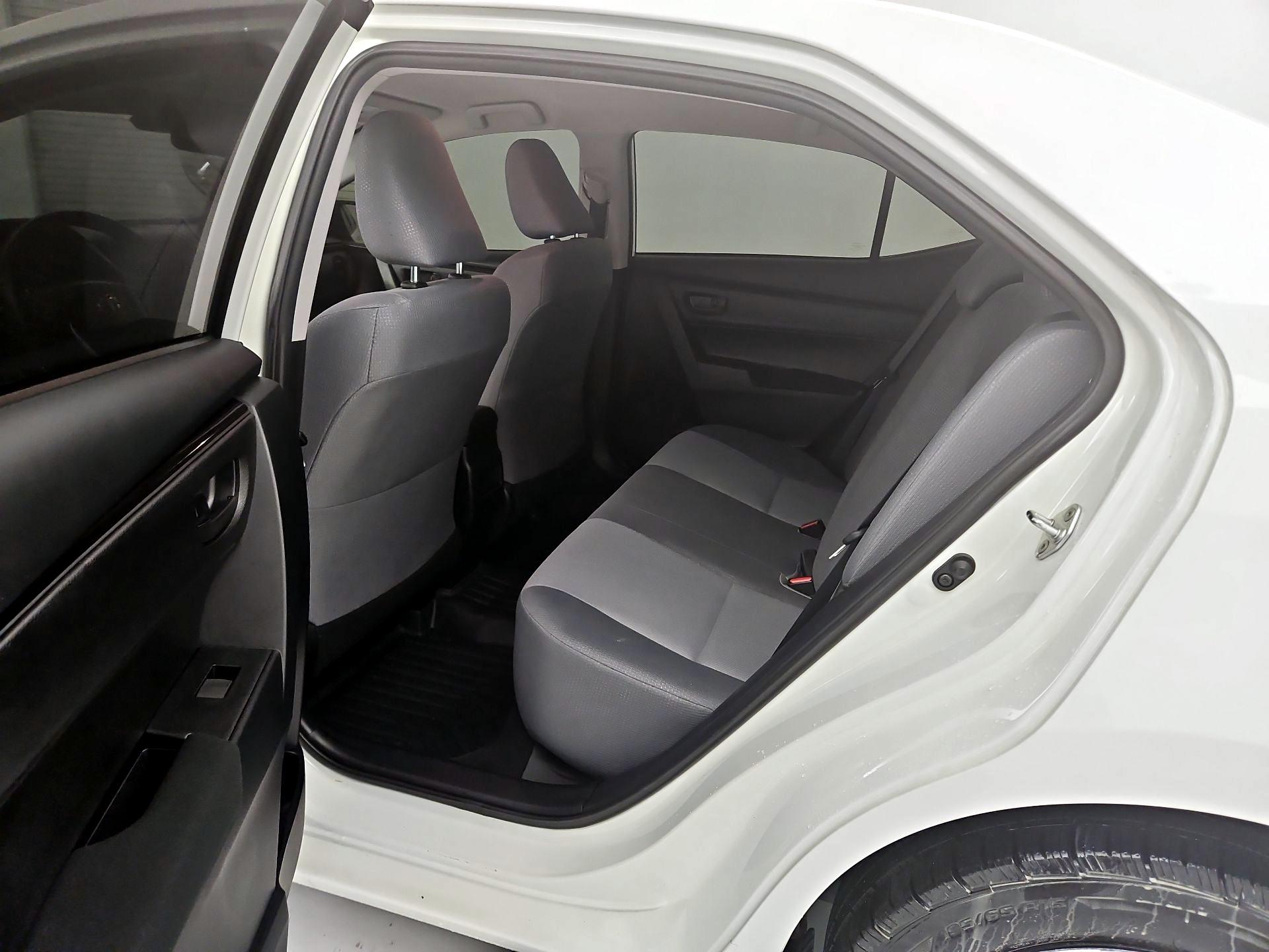 Thumbnail: 2019 Toyota Corolla - 19