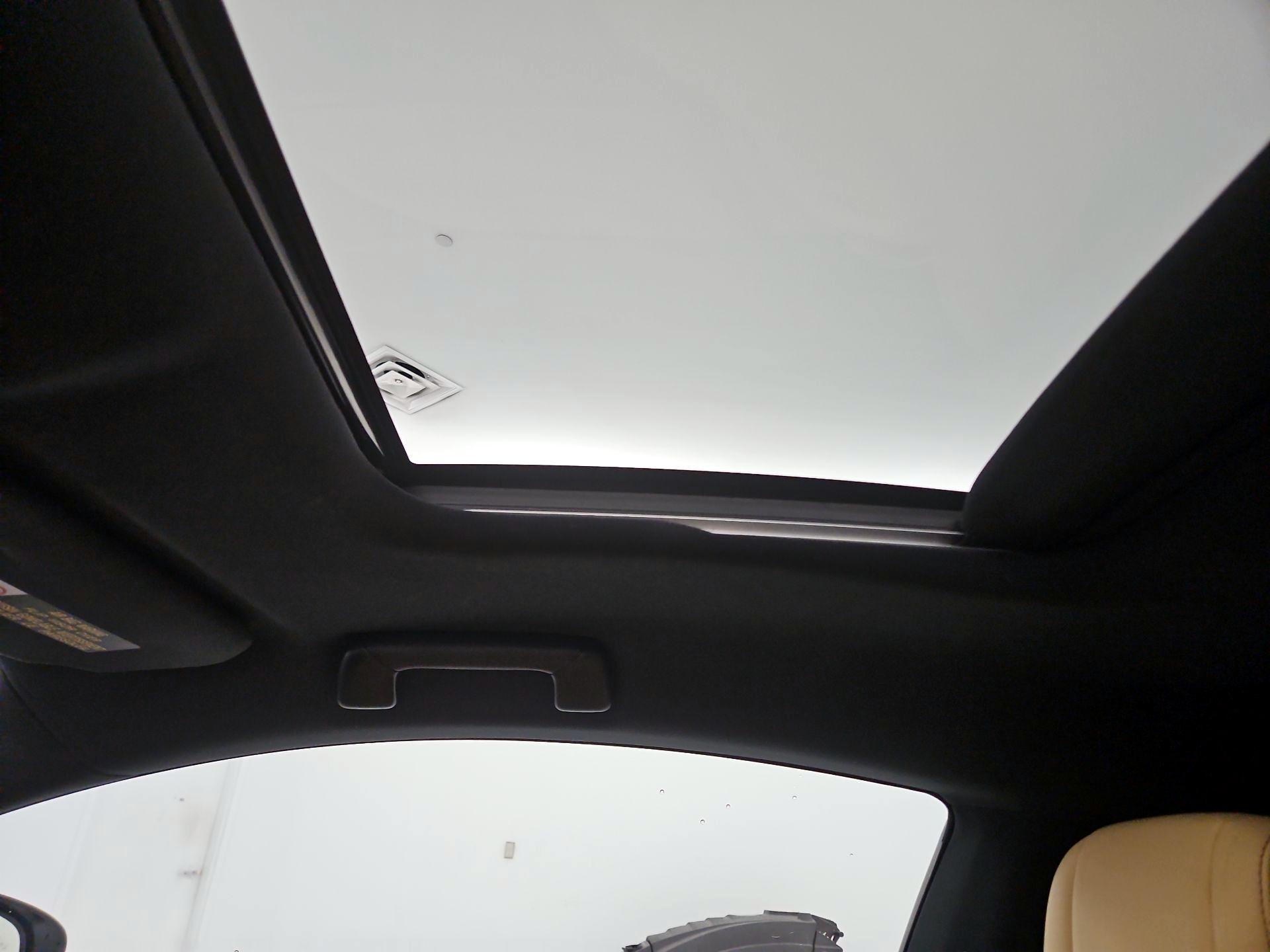 Thumbnail: 2017 Lexus RC - 19