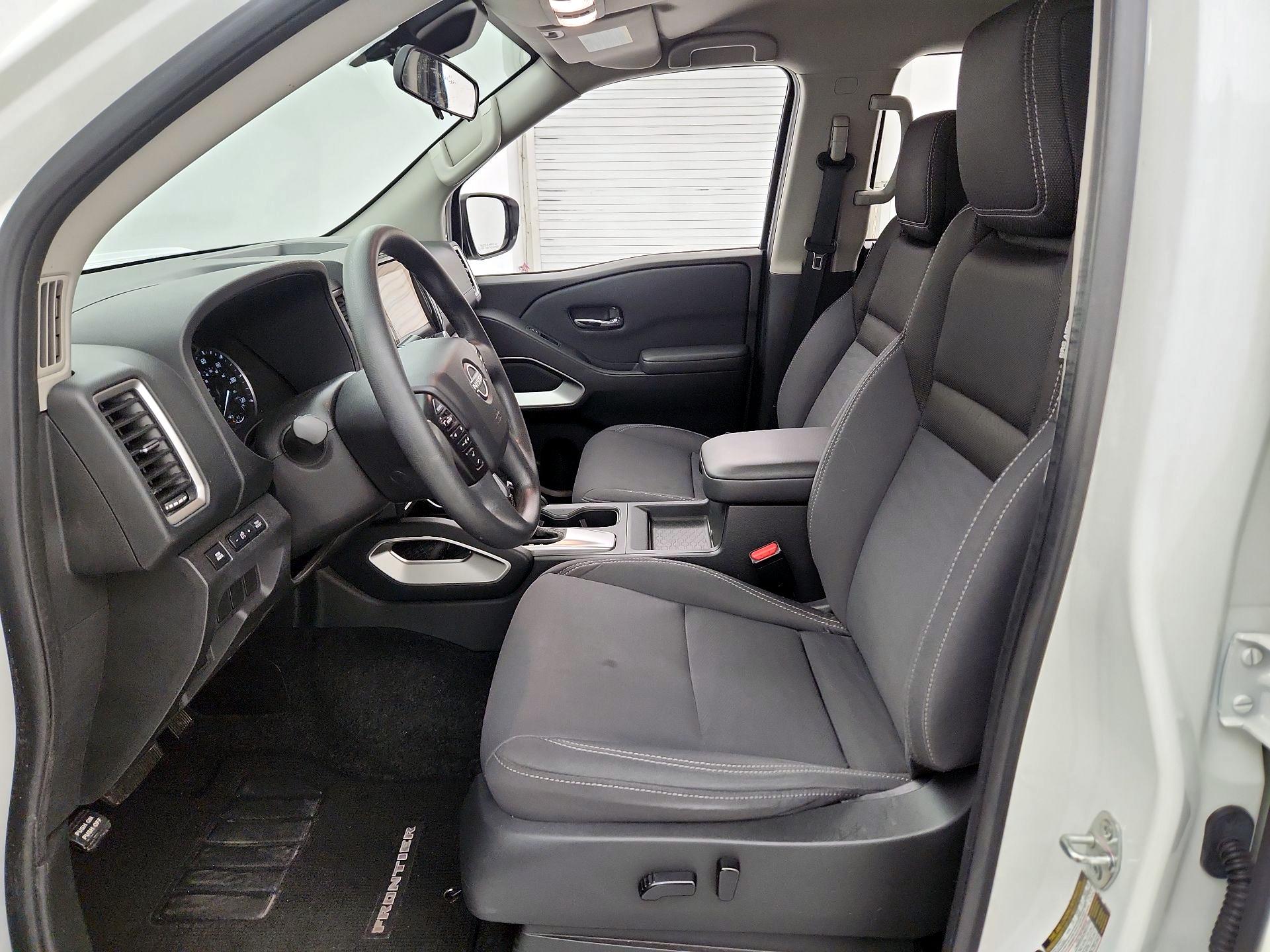Thumbnail: 2022 Nissan Frontier - 11
