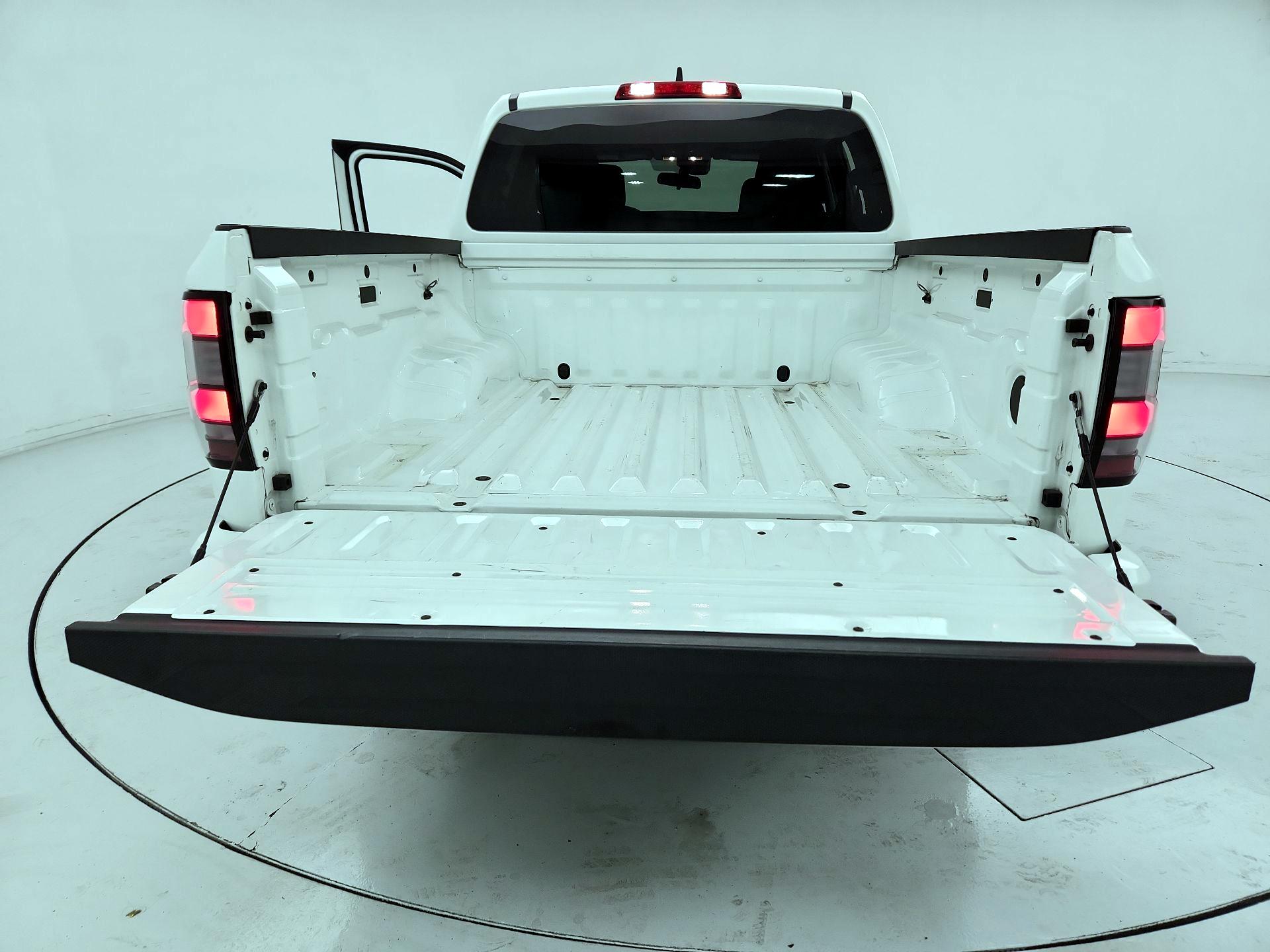 Thumbnail: 2022 Nissan Frontier - 20