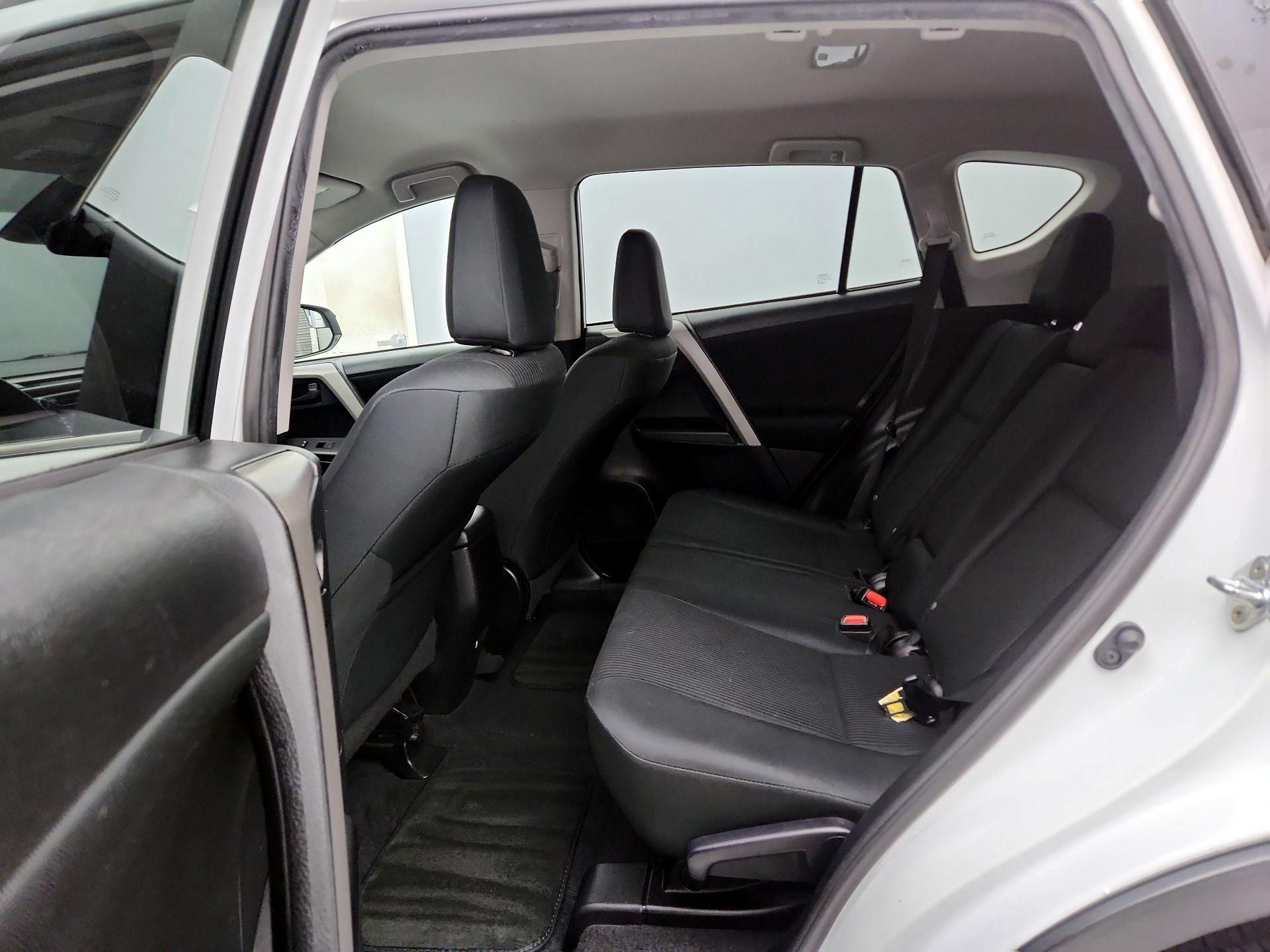 Thumbnail: 2017 Toyota RAV4 - 19