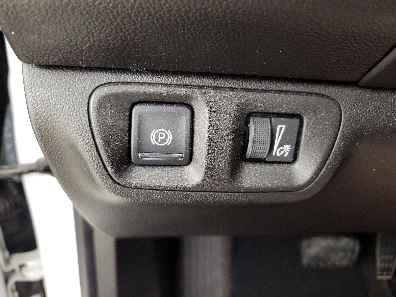 2018 GMC Acadia Denali - Photo 14