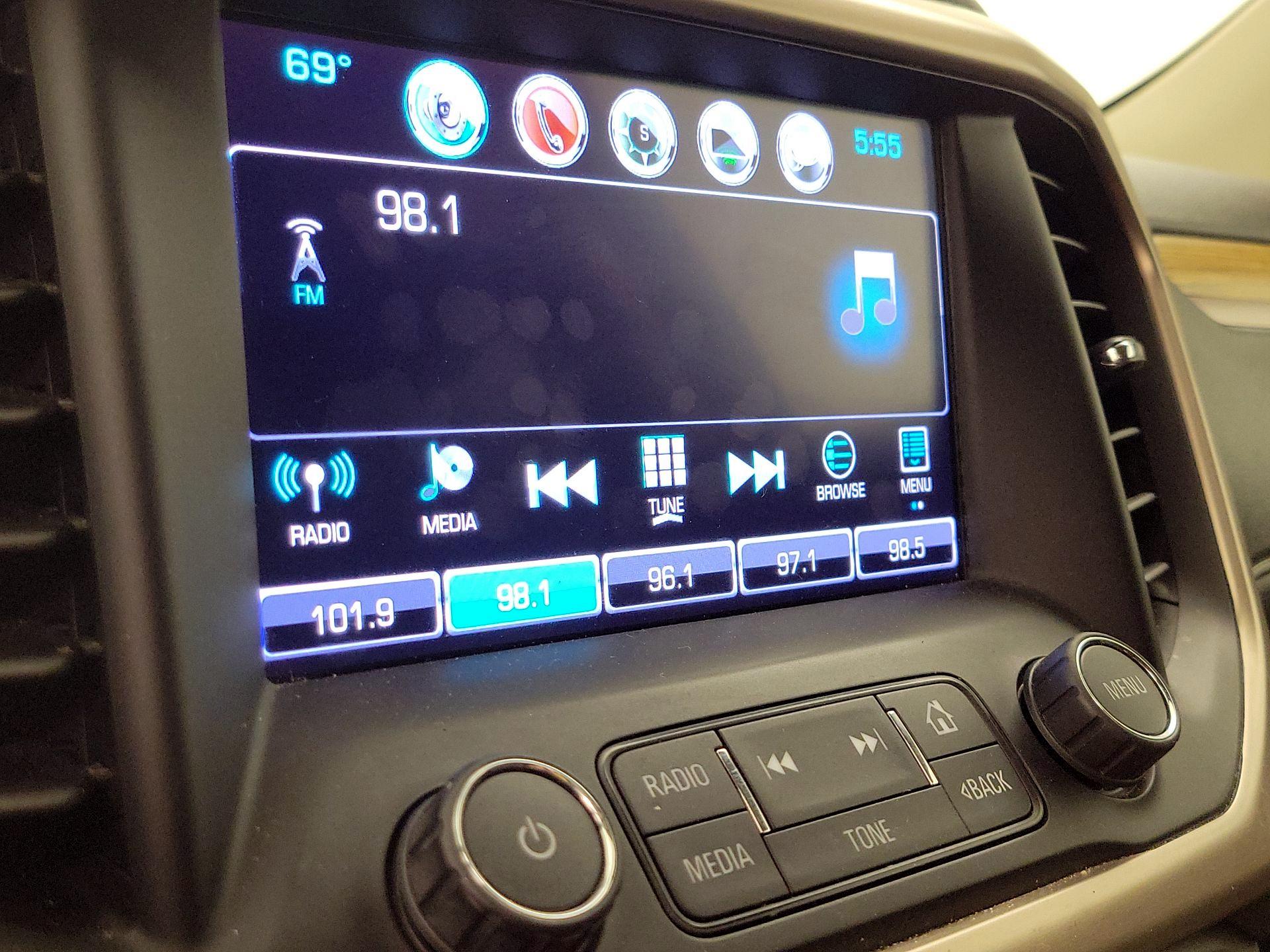 Thumbnail: 2018 GMC Acadia - 16