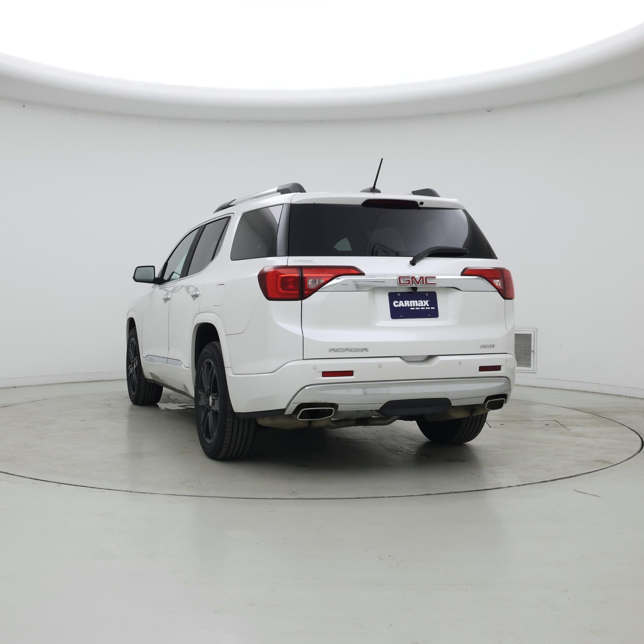 Thumbnail: 2018 GMC Acadia - 2