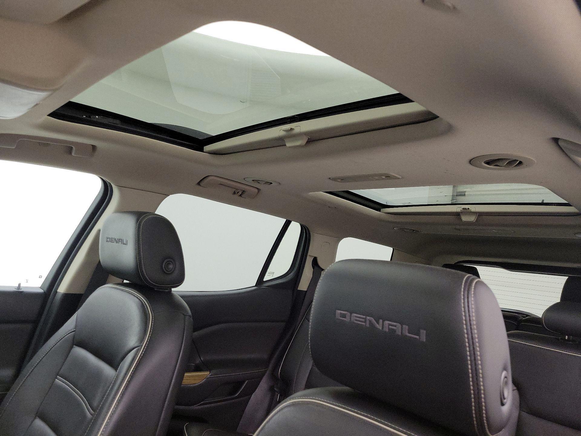 Thumbnail: 2018 GMC Acadia - 20