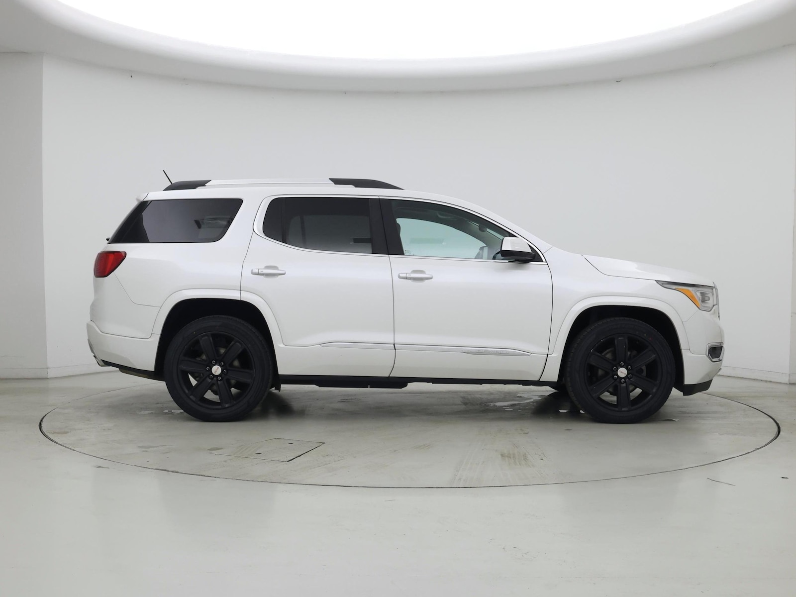 2018 GMC Acadia Denali - Photo 8