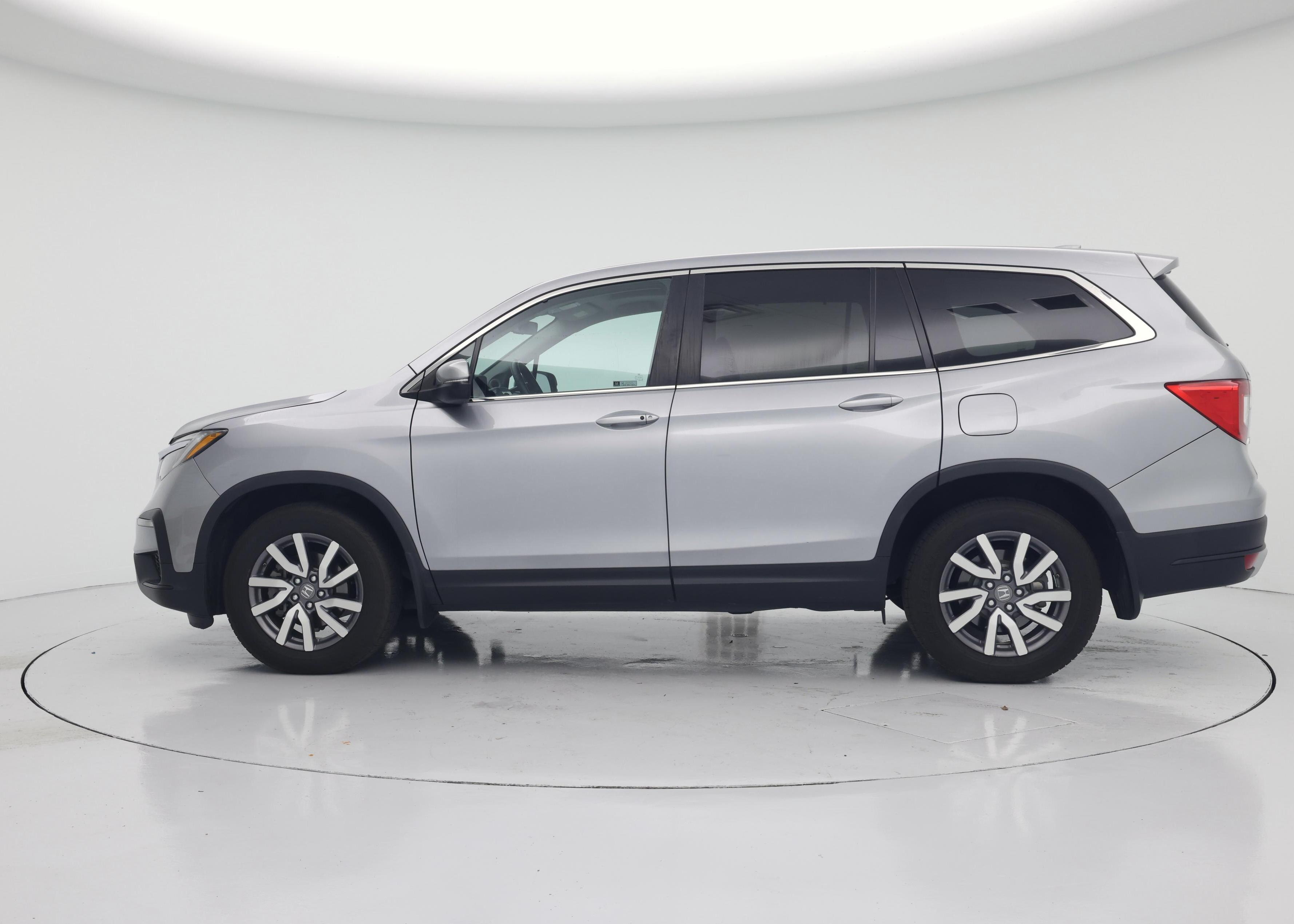 Thumbnail: 2019 Honda Pilot - 3
