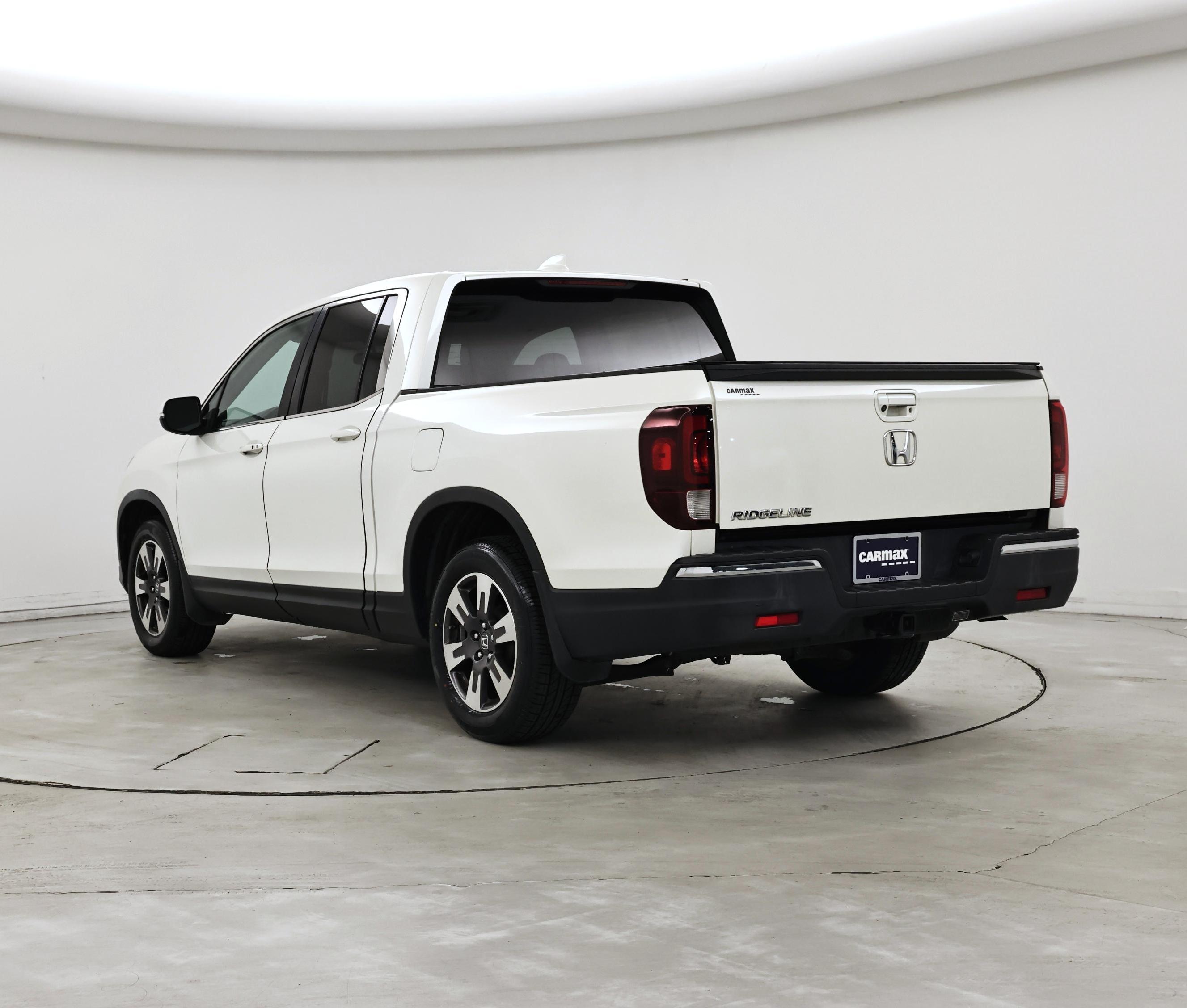 Thumbnail: 2017 Honda Ridgeline - 2