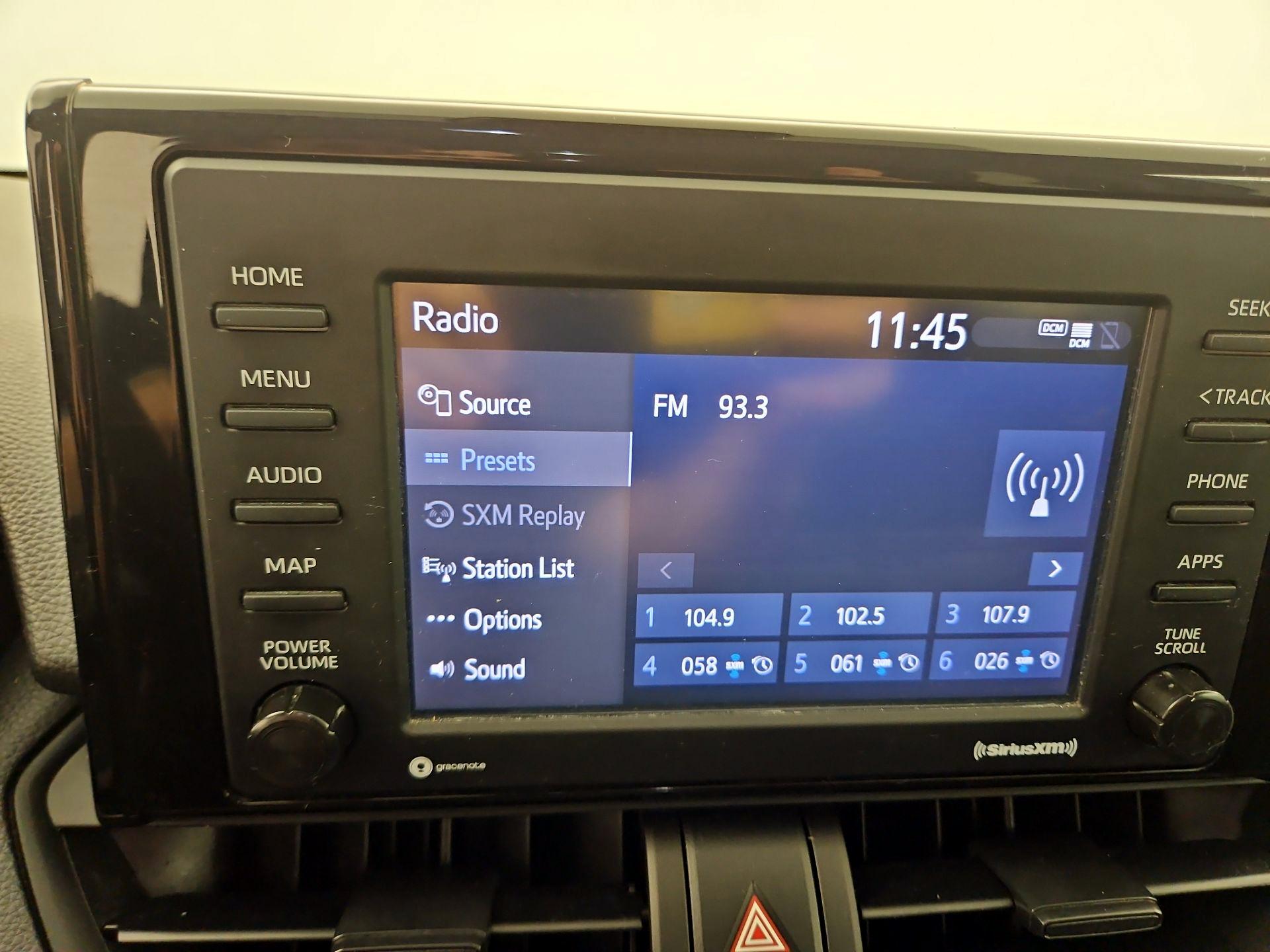 Thumbnail: 2021 Toyota RAV4 - 15