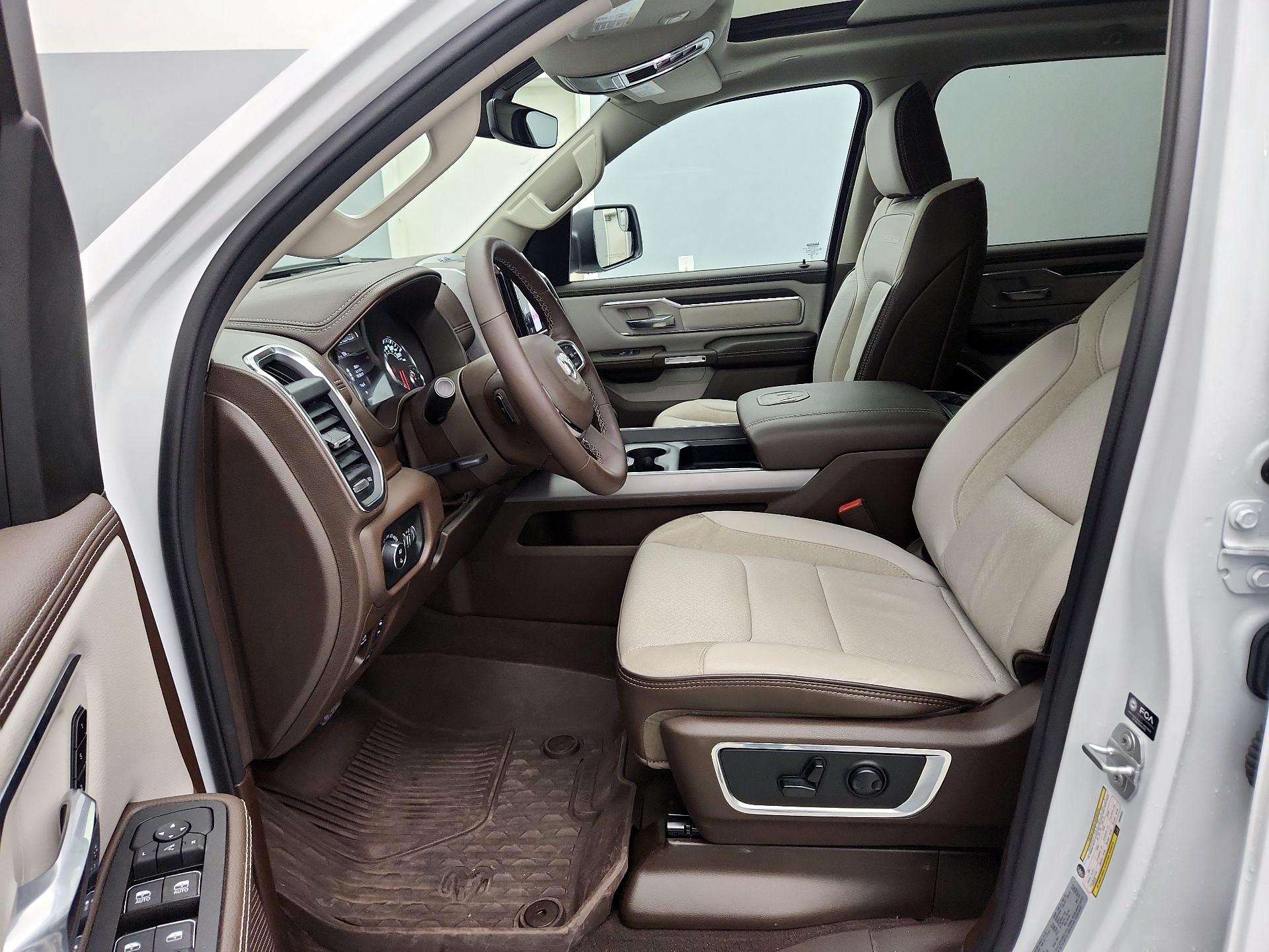 Thumbnail: 2025 RAM 1500 - 11