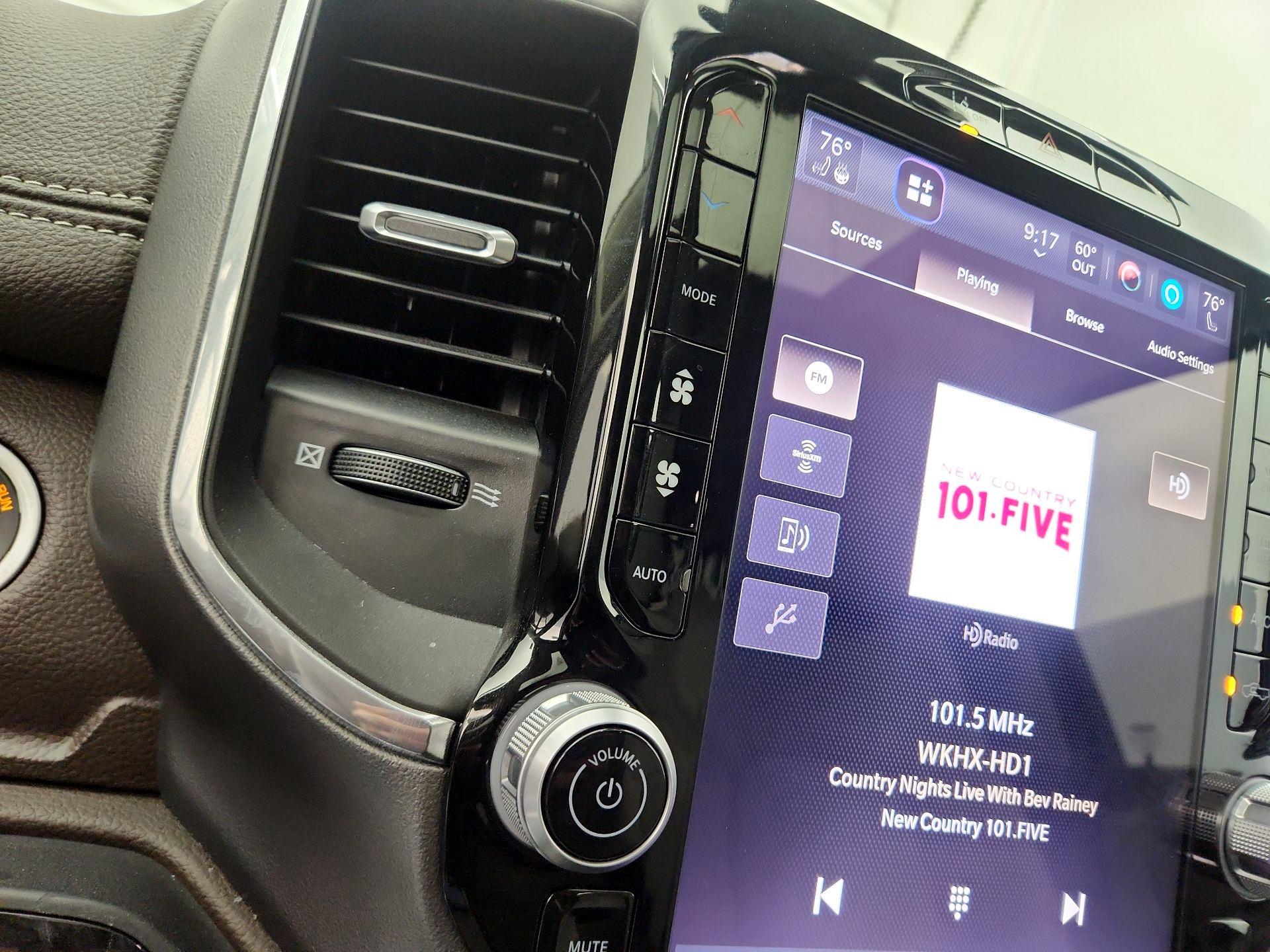 Thumbnail: 2025 RAM 1500 - 16