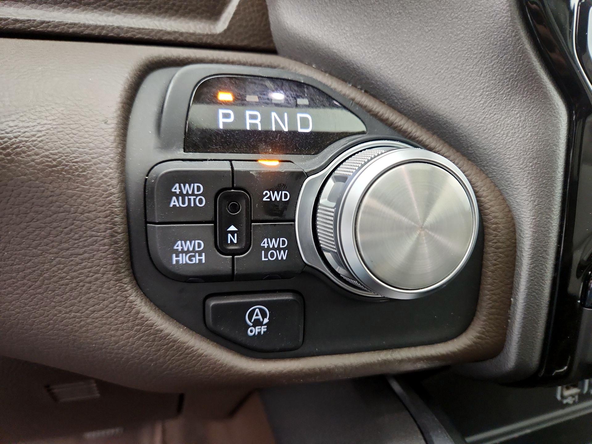 Thumbnail: 2025 RAM 1500 - 17