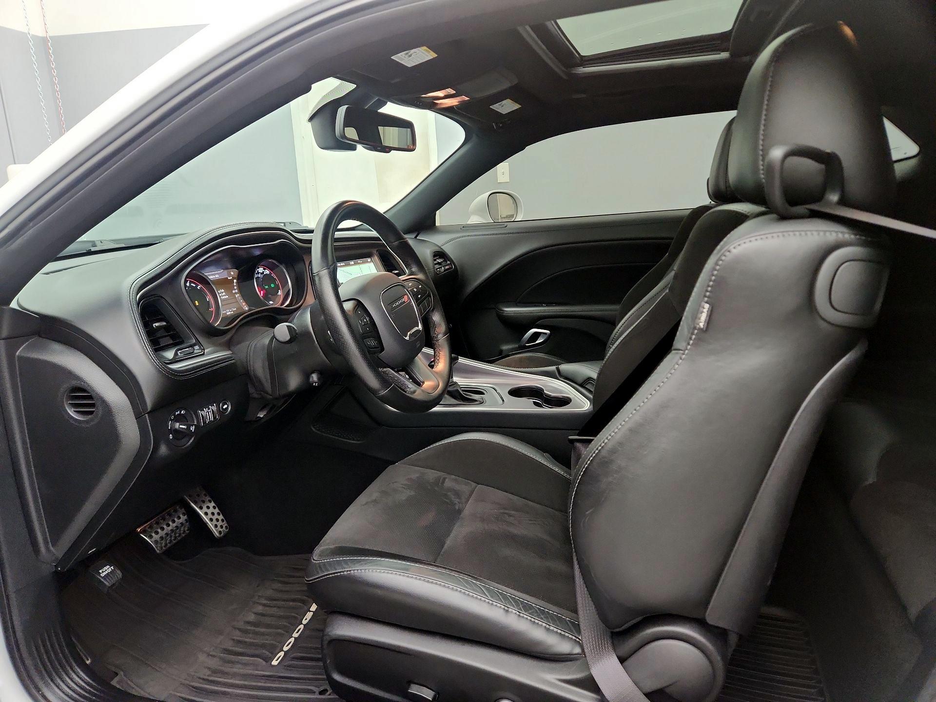 Thumbnail: 2022 Dodge Challenger - 11