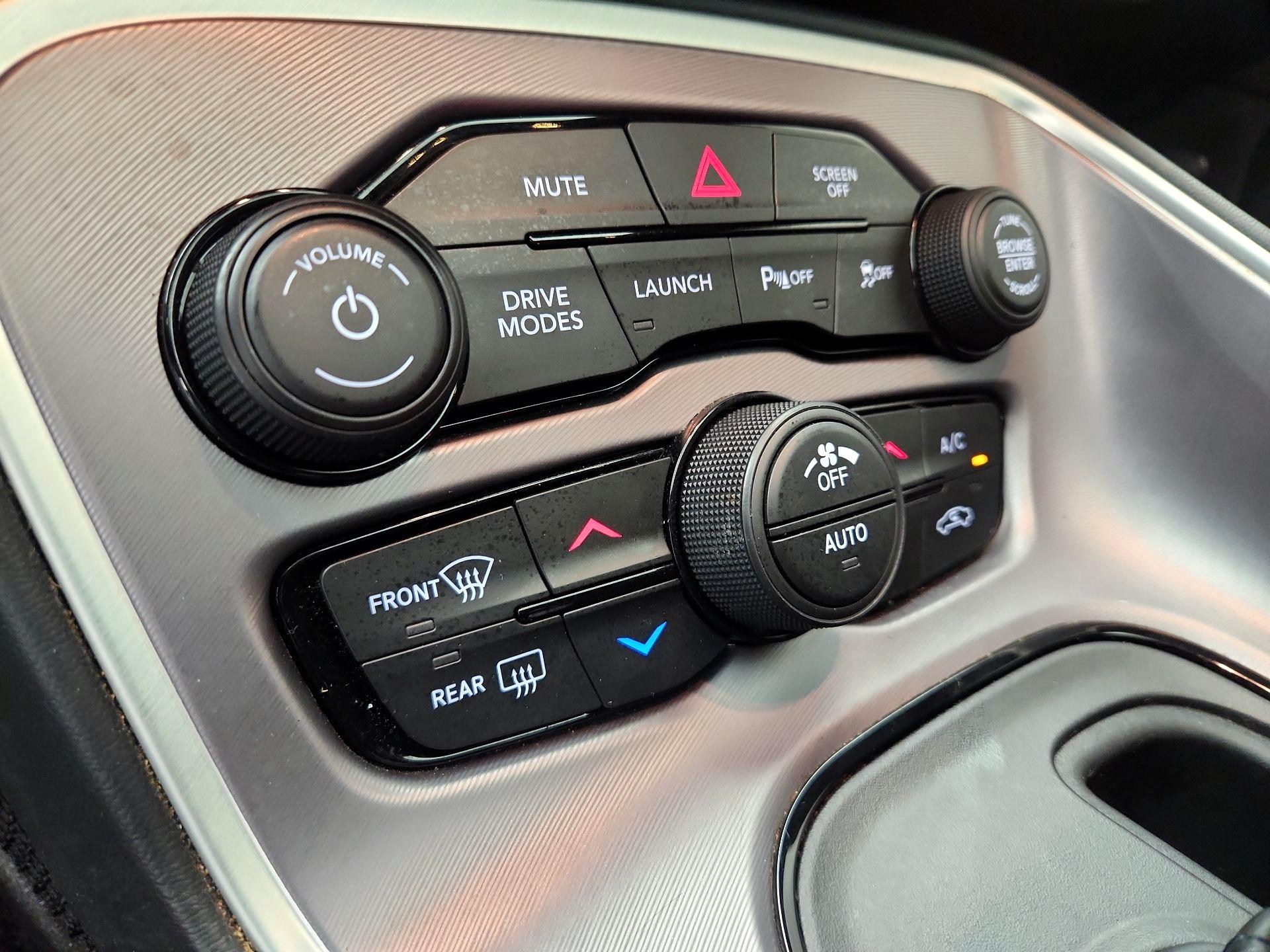 Thumbnail: 2022 Dodge Challenger - 17